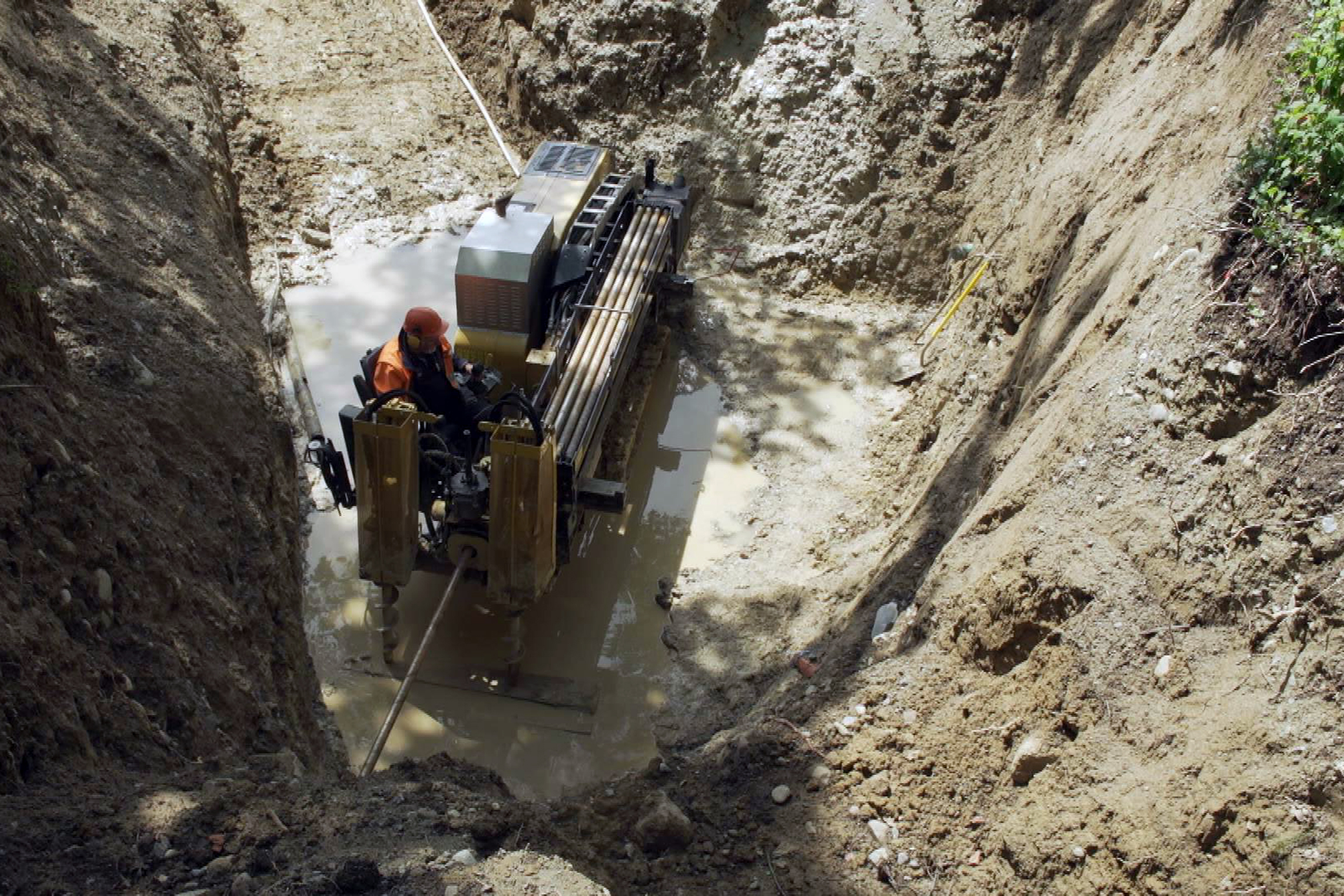 Rundschau, 5.6.2019, Bauer sucht Wasser: Mit der Bohrmaschine gegen die Trockenheit
