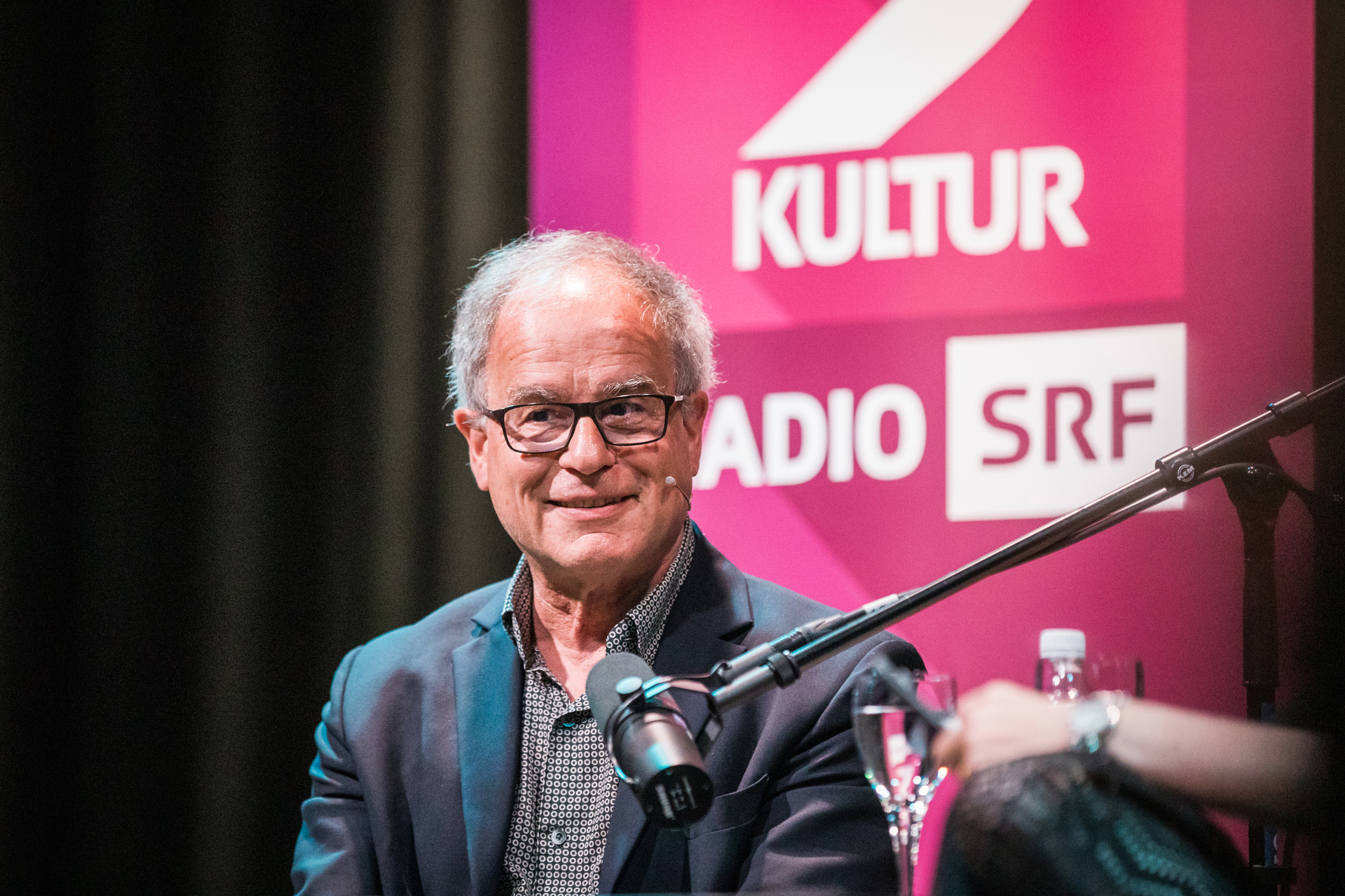 Musik für einen GastZu Gast in der Sendung ist der Architek Pierre de Meuron. Moderiert wird die Sendung von Eva Oertle.Copyright: SRF/Matthias Willi