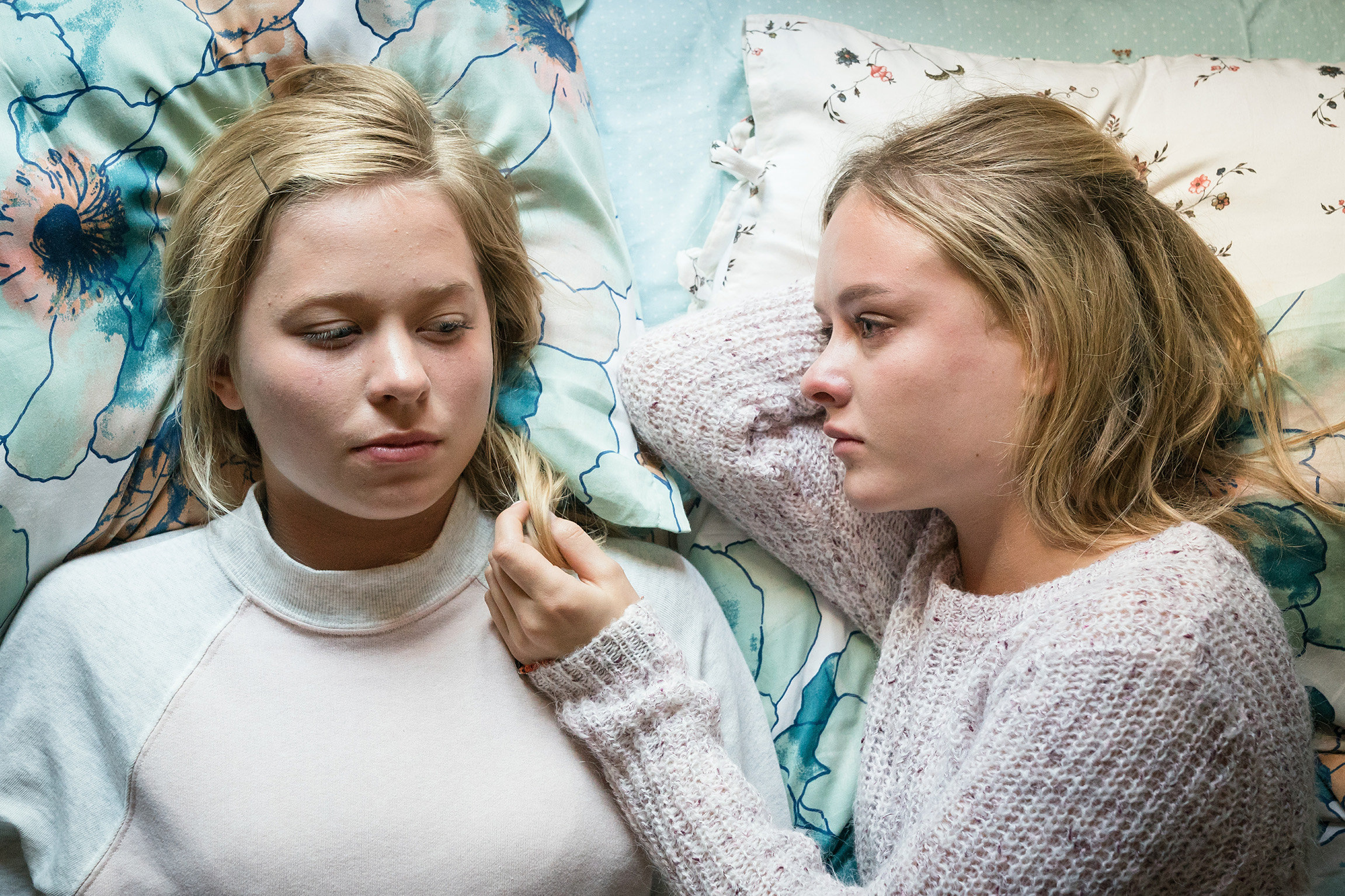 Der Kommissar und das Meer: Tage der Angst Düstere Gedanken: Josephine Wohlström als Ronja Isaksson, Felicia Truedsson als Lucy Wallin