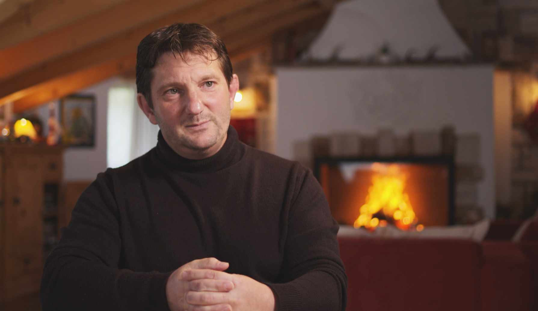 DOK - Der Preis der Aufrichtigkeit Adam Quadroni, Whistleblower des Bündner Baukartells, lebt zurückgezogen in Ramosch.