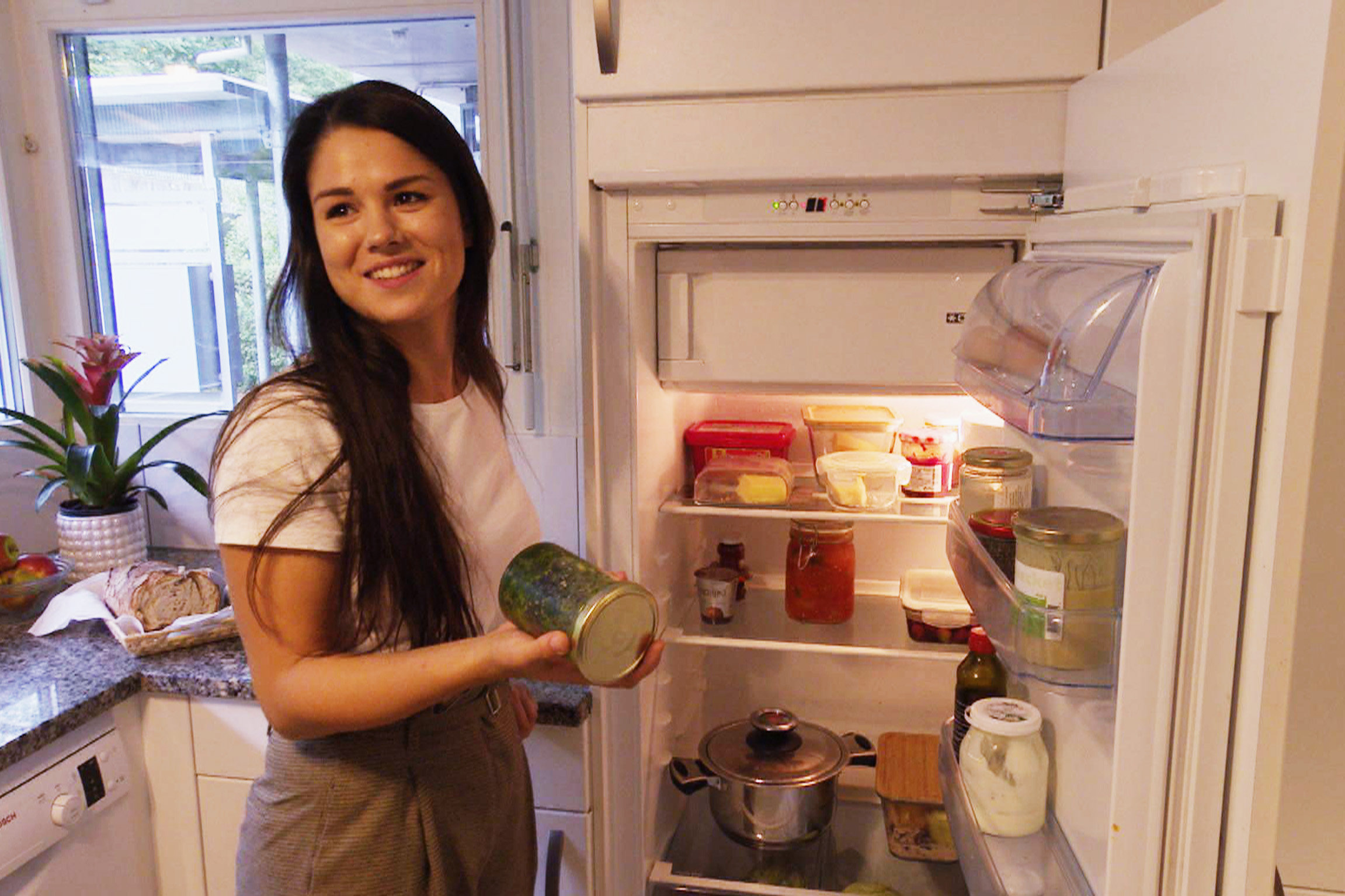 DOK Foodwaste Was tun? Vanessa Bergant haushaltet ohne Abfall.