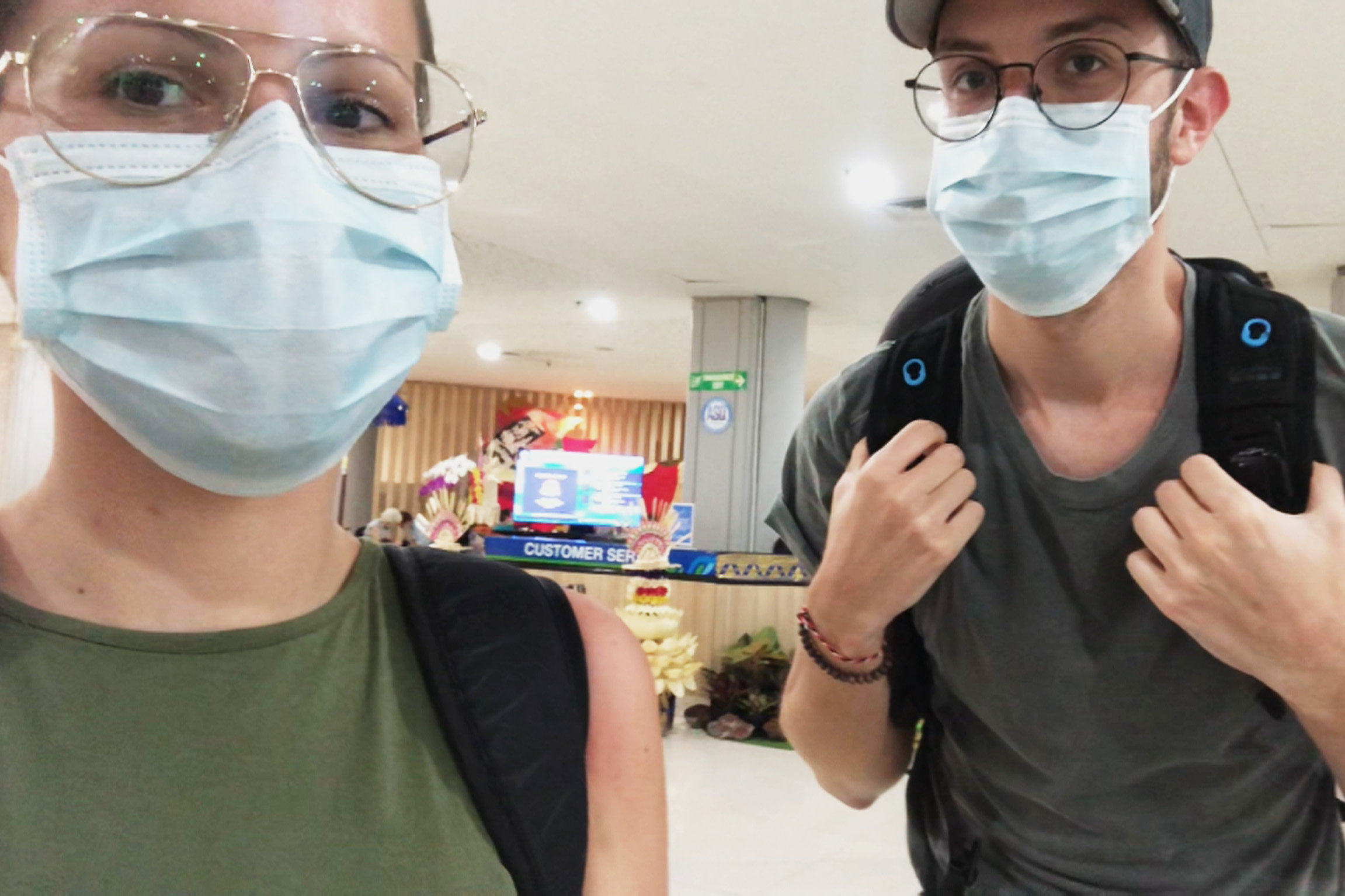 Reporter«Schweizer, kommt heim!» Wegen des Coronavirus im Ausland gestrandet Nataliya Wehrle und Tolga Cenker hoffen, dass sie es von Bali zurück in die Schweiz schaffen.