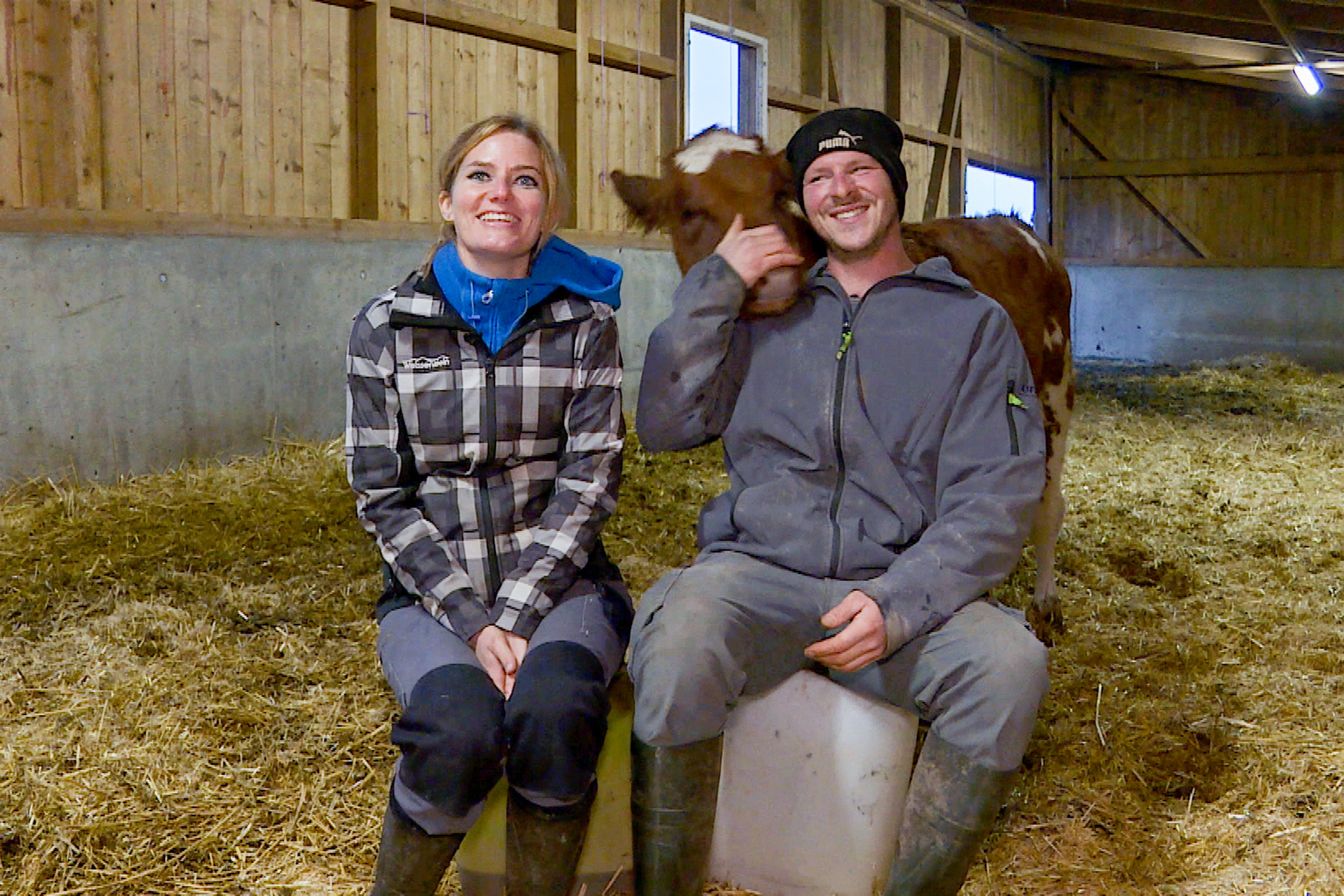 Reporter Vegane Bauern - Vom Milch- zum Hafermilchproduzenten Steigen aus der Nutztierhaltung aus – Claudia und Beat Troxler aus dem luzernischen Büron