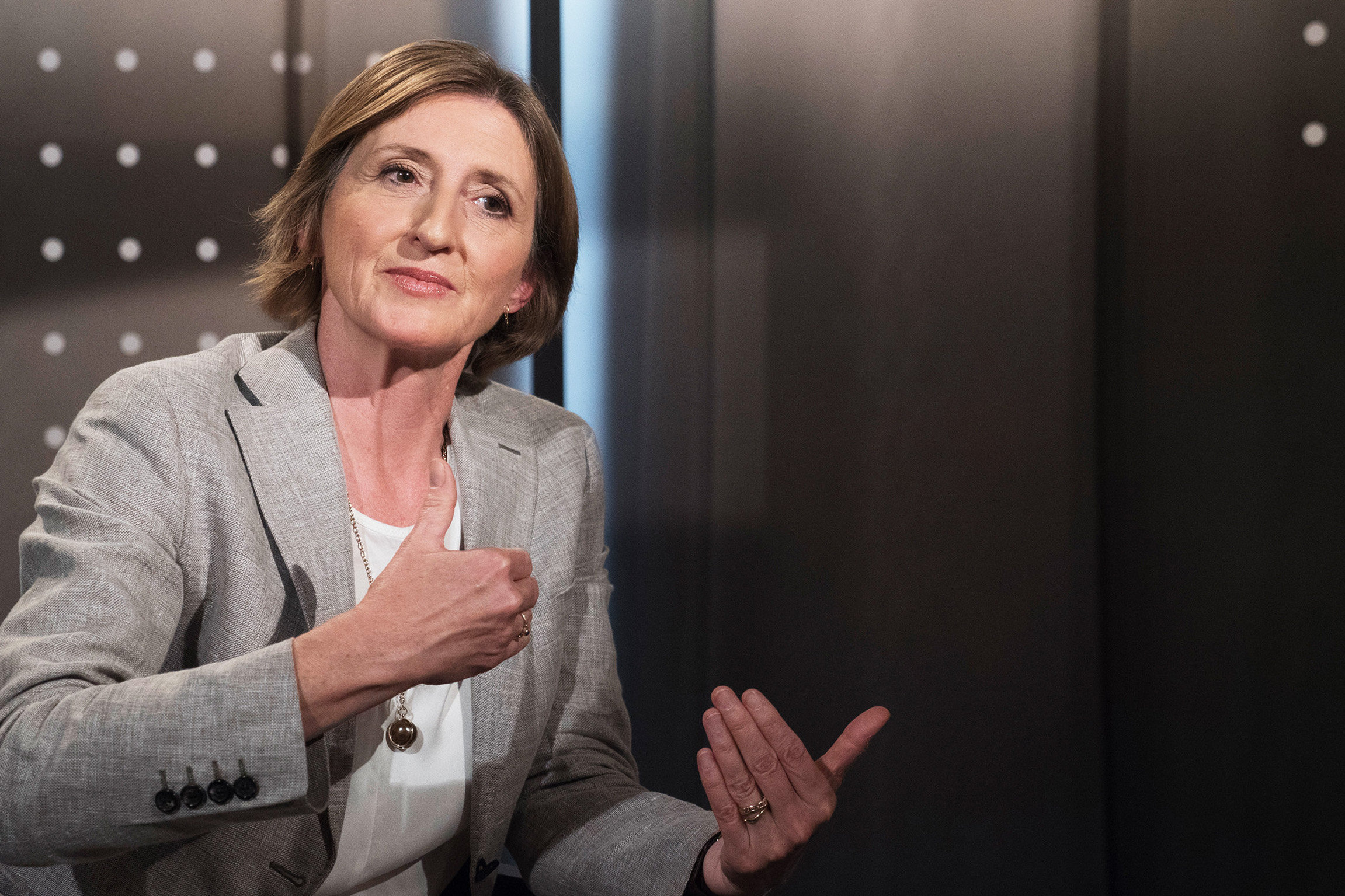 Sternstunde Philisophie Wirtschaft nach Corona: Hochfahren oder umdenken? Monika Bütler