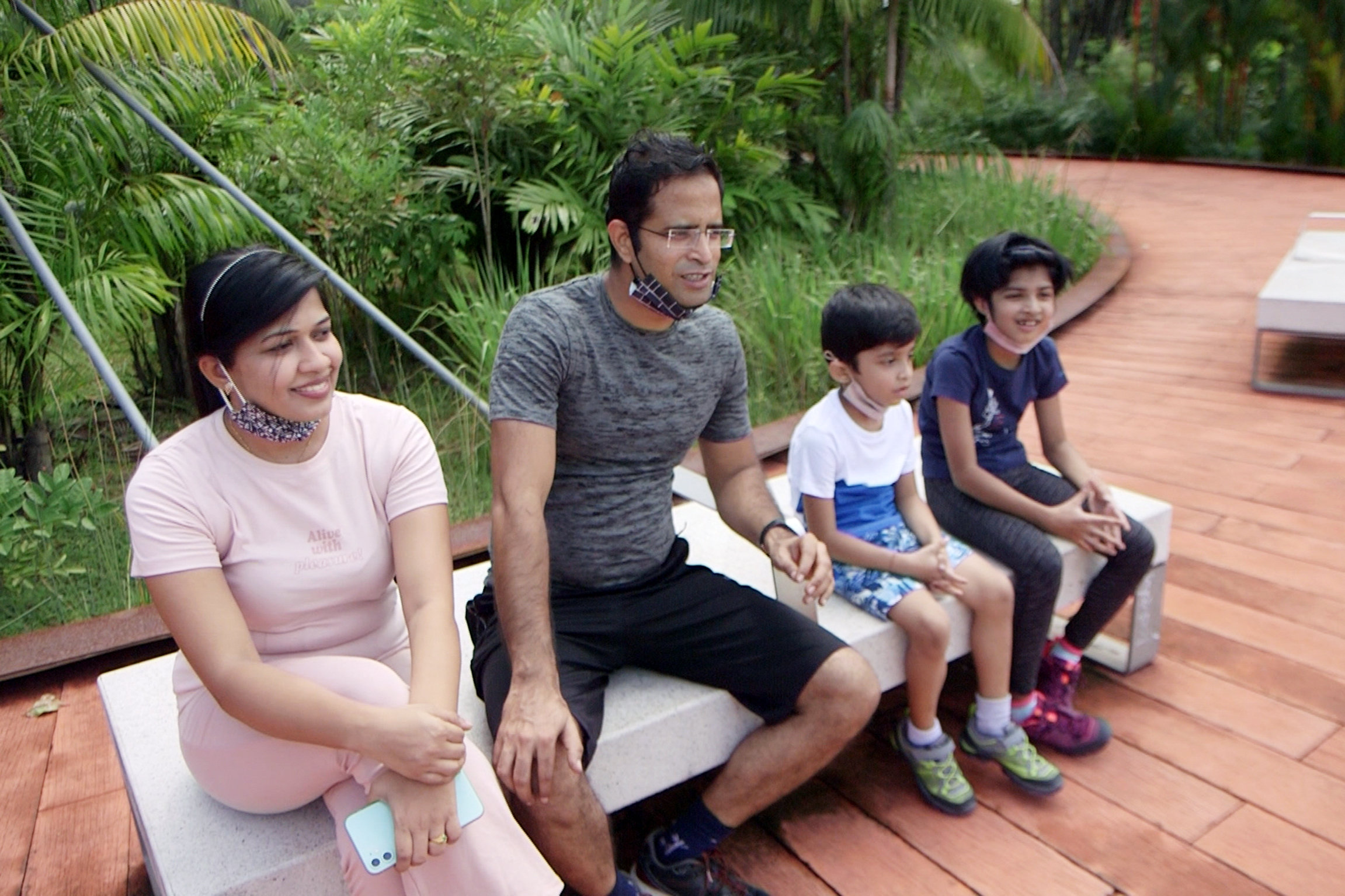Reporter Die neuen Walliser - Lockrufe vom Rande der Schweiz Die indische Familie Mhamane in der Schweiz