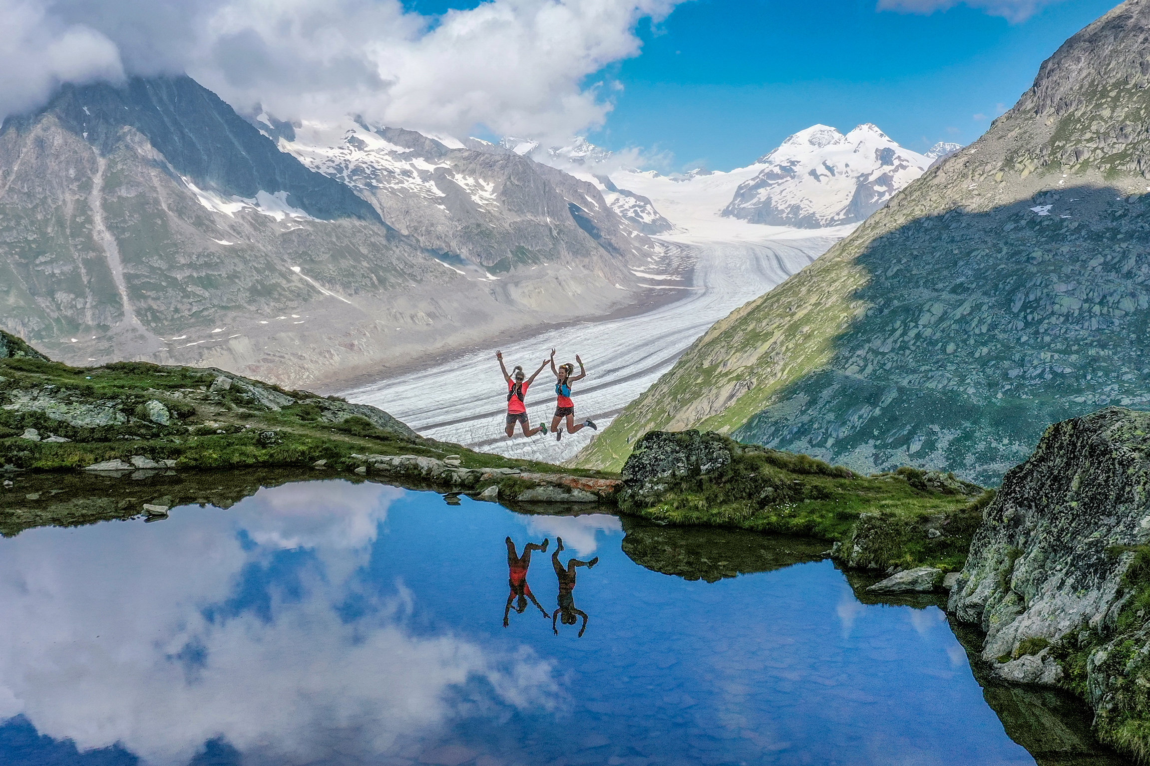 Keep on Running – Die schönsten Trailrunning Routen der Schweiz, Teil 2. Beim Tällisee, Aufstieg aufs Eggishorn: Ladina Meier-Ruge, Alessandra Schmid