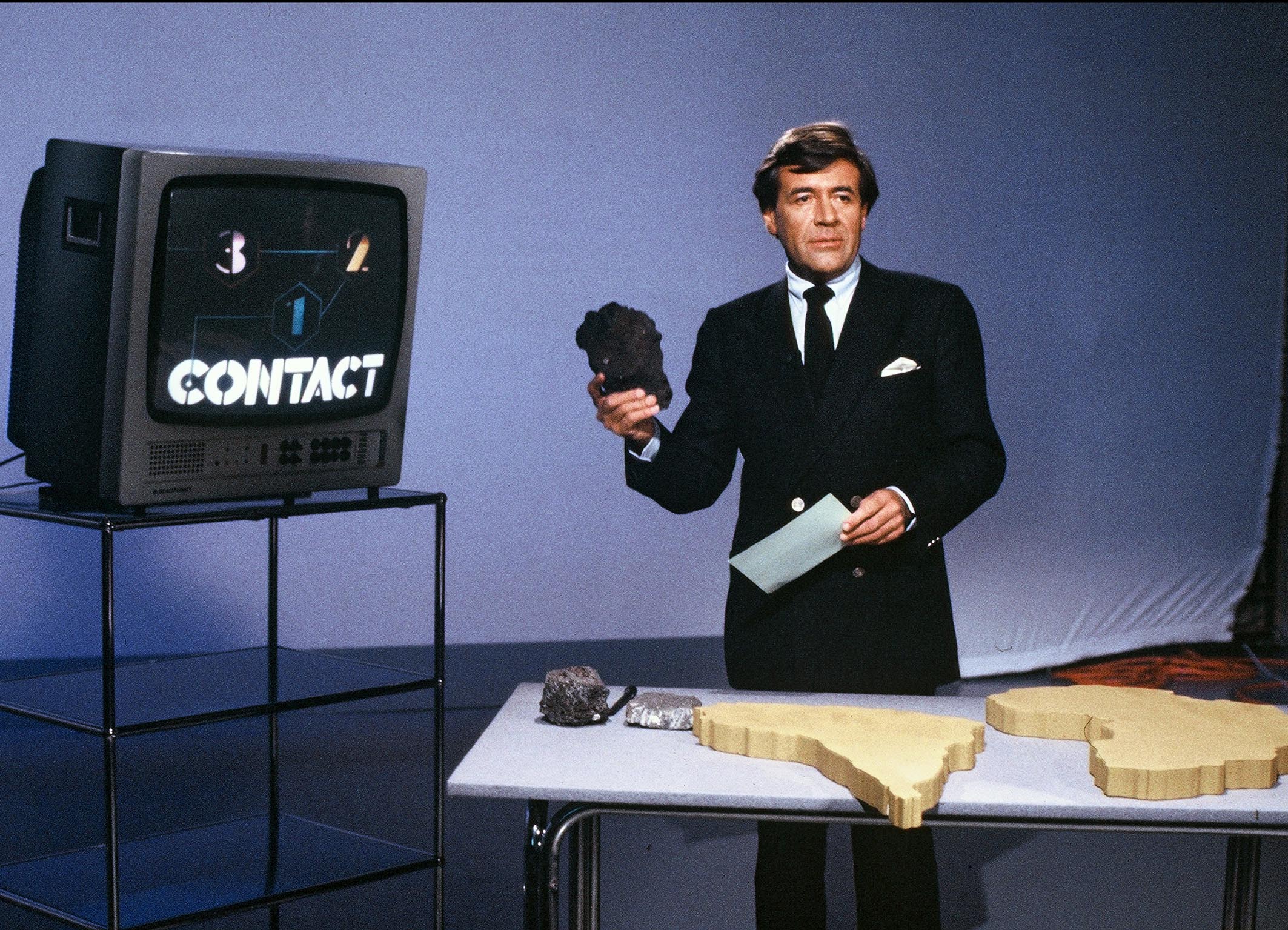 3-2-1_contact_1981_2.jpg