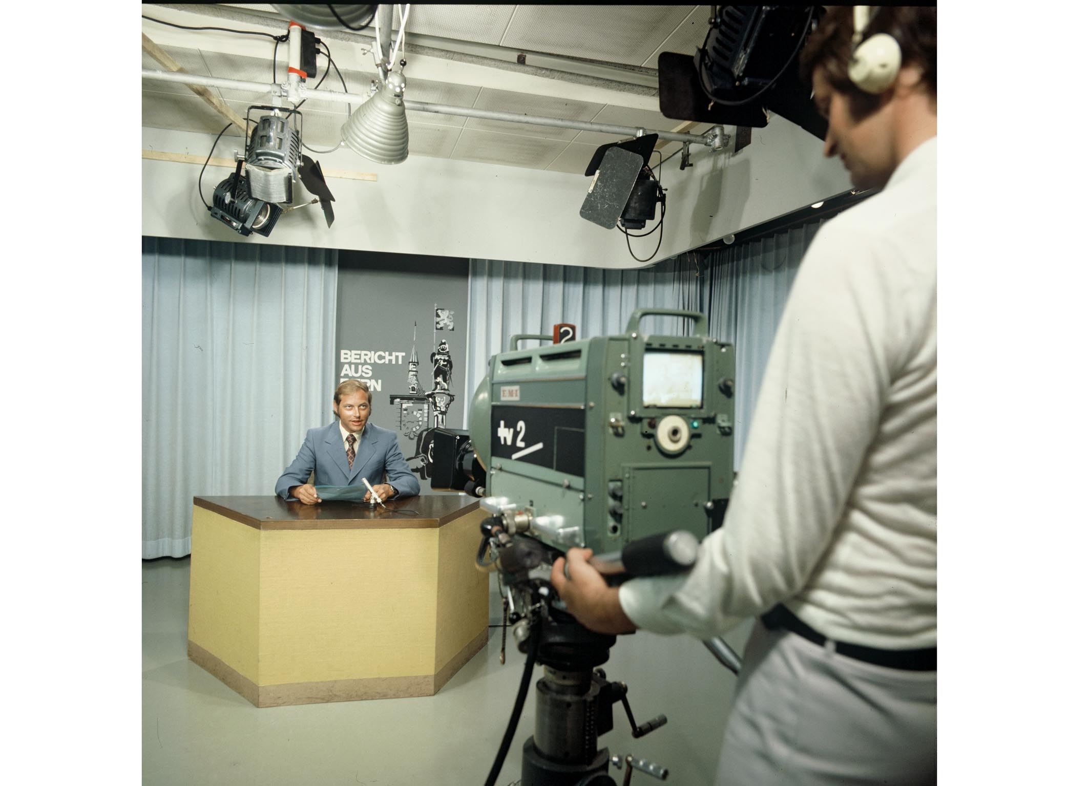 355_76bundeshausstudio_in_farbe_2.jpg