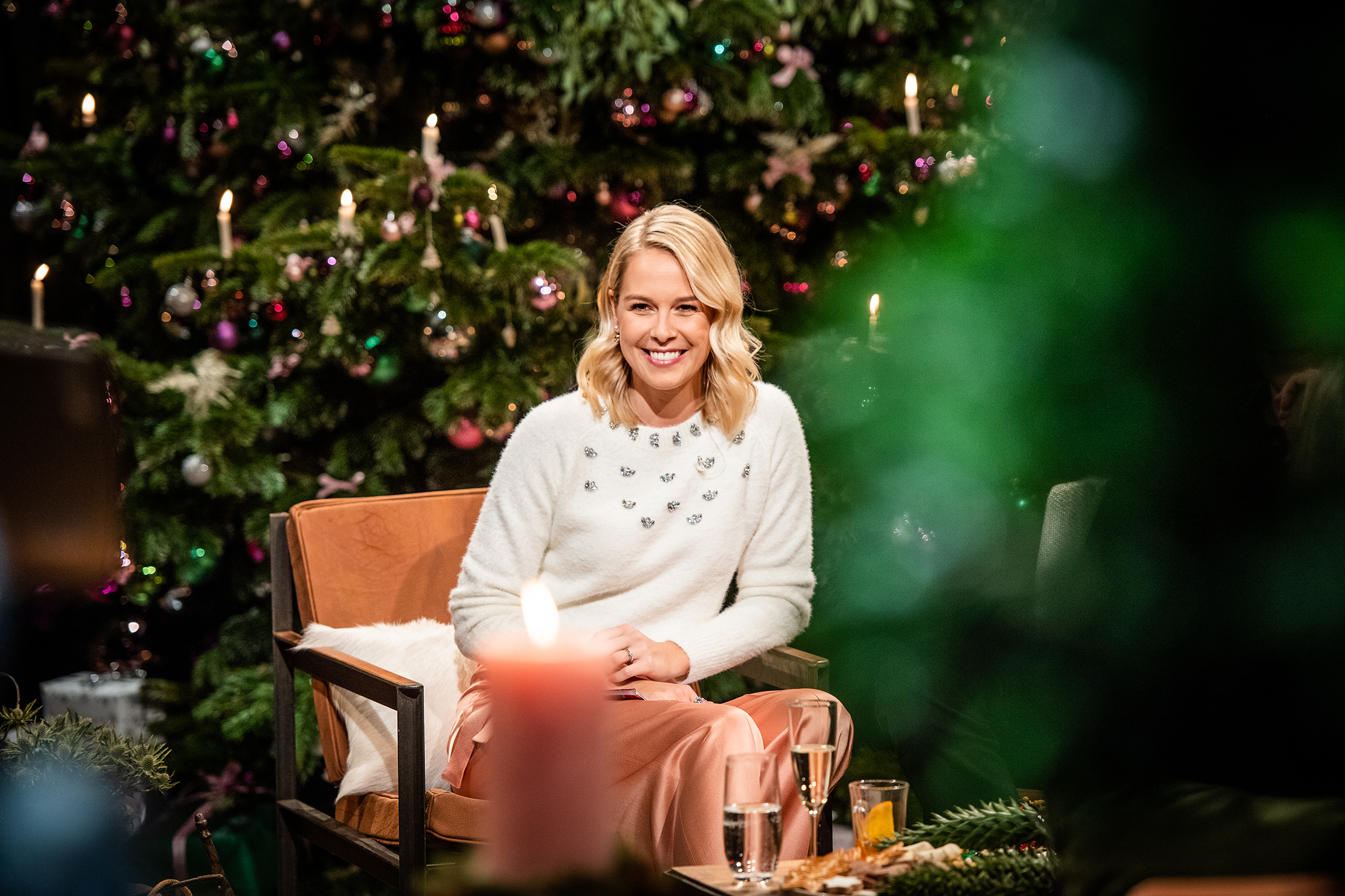 Klingende Weihnachten 2019 Moderatorin Linda Fäh