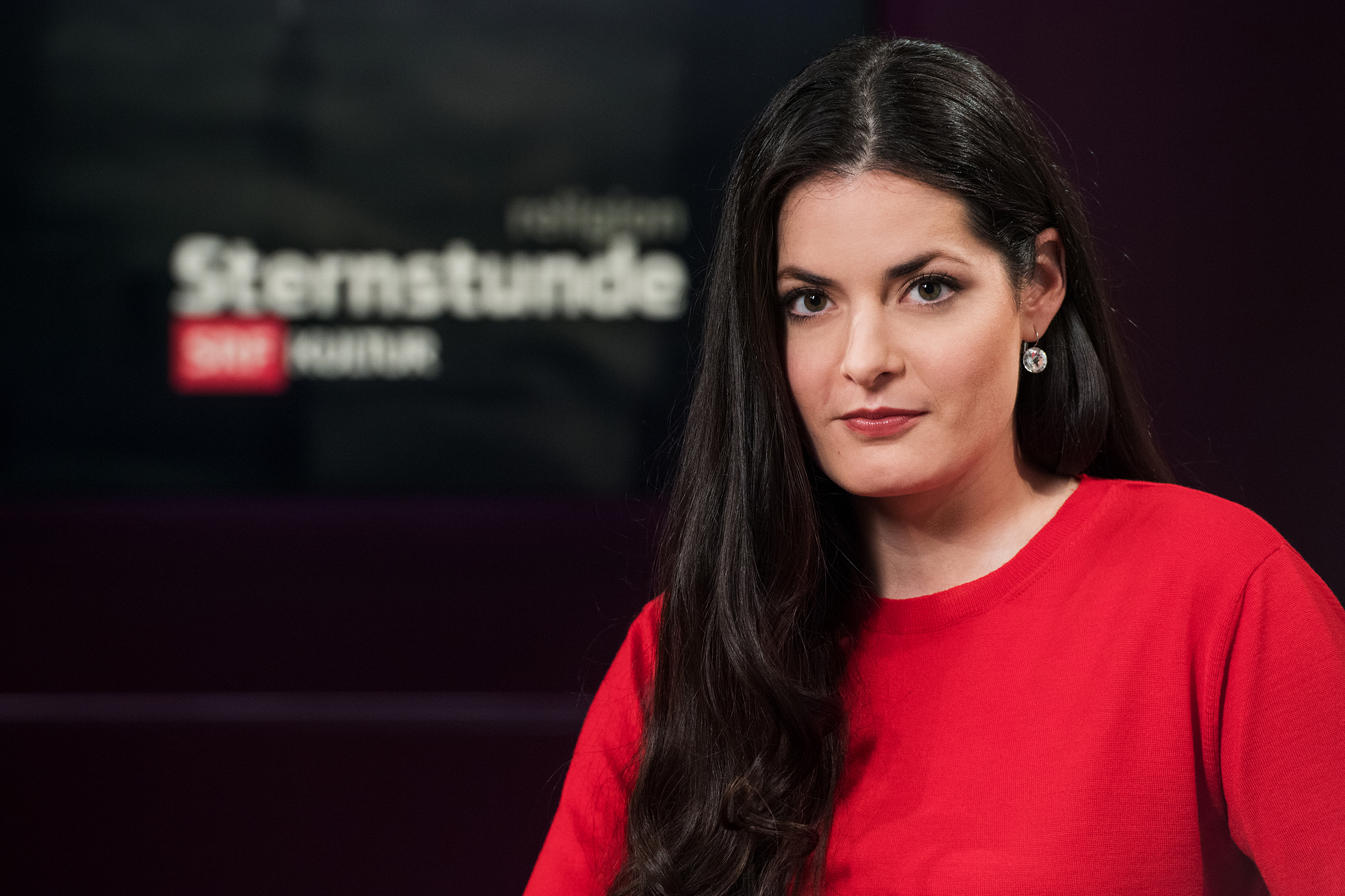 Olivia Röllin Moderatorin Sternstunde Religion