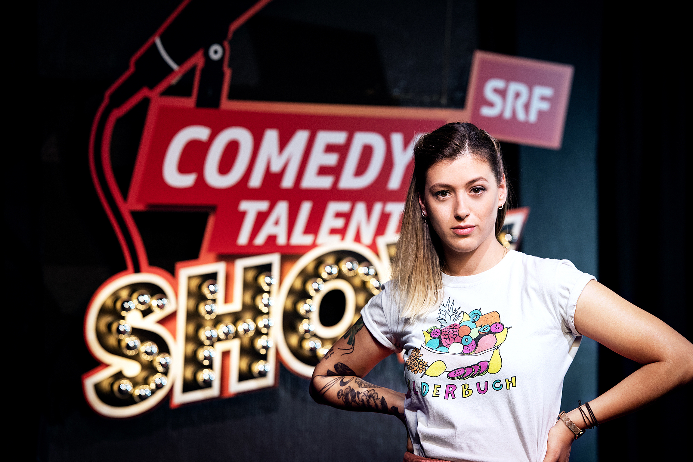 Comedy Talent Show Sendung 1 2019 Moderatorin Lisa Christ