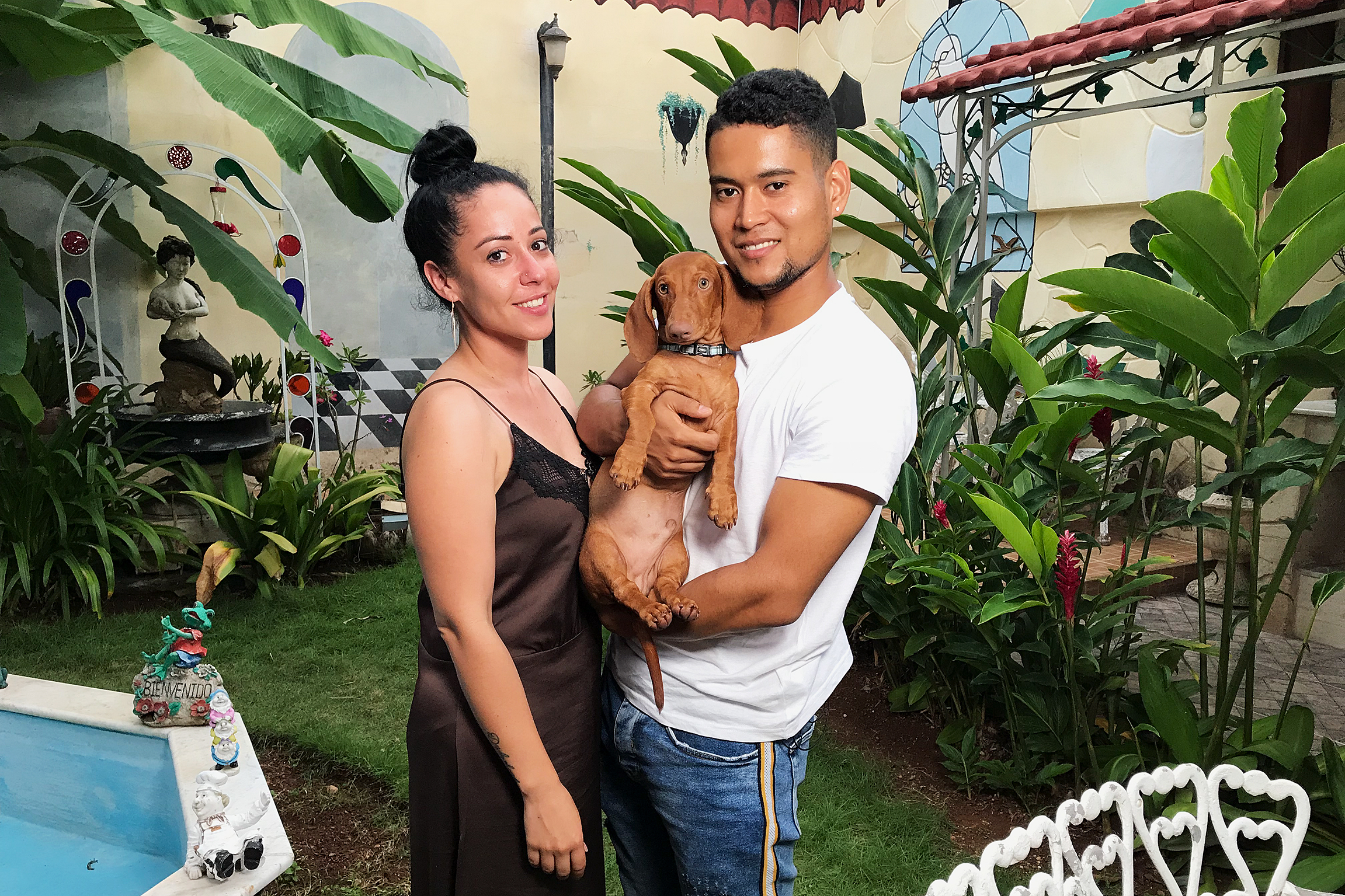 SRF bi de Lüt - Heimweh Staffel 2019 Lianet Rodriguez und ihr Freund Ismael del Valle Ramirez in Havanna