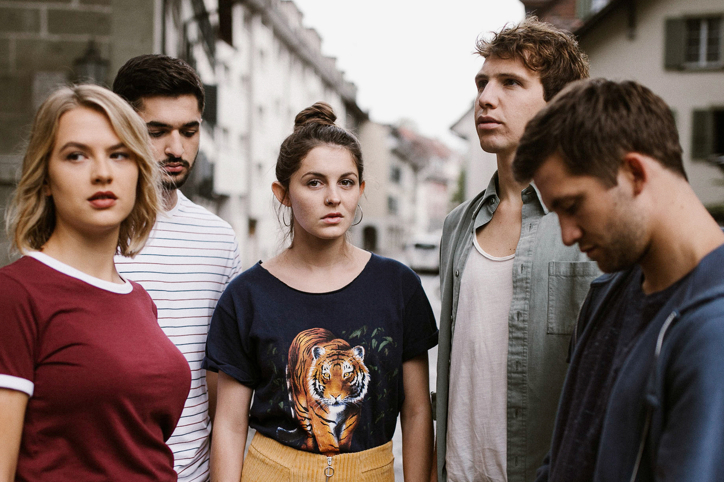 Nr. 47 Staffel 4 2019 Gruppenbild der Hauptdarsteller: Elsa Langnäse (als Eveline), Ali Kandas (als Kuzey), Lorena Handschin (als Sophie), Antonio Ramón Luque (als Tim) und Gabriel Noah Maurer (als Dominic)