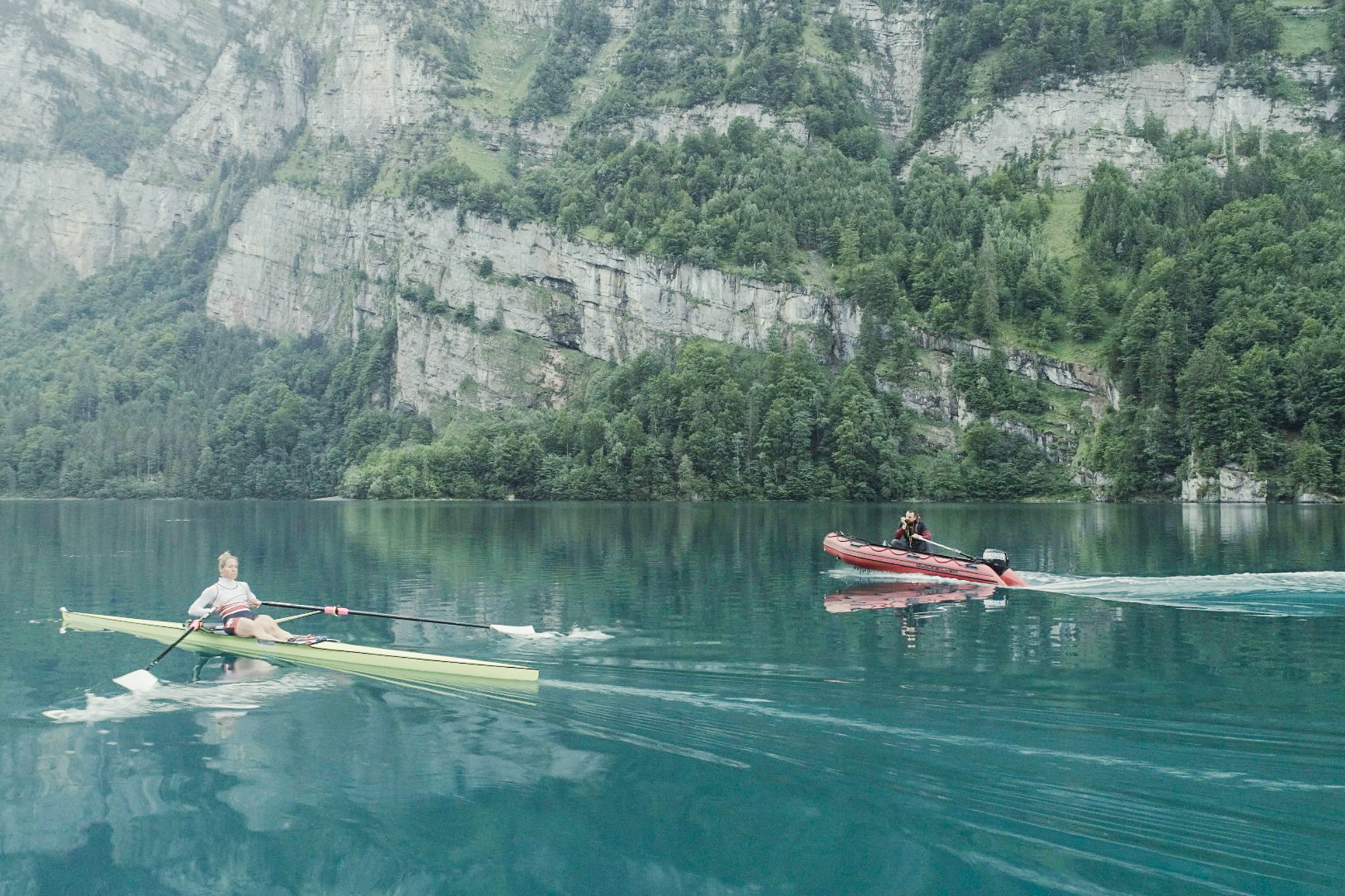 SRF DOK: Kämpfen für Olympia Jeannine GmelinTraining auf dem Klöntalersee