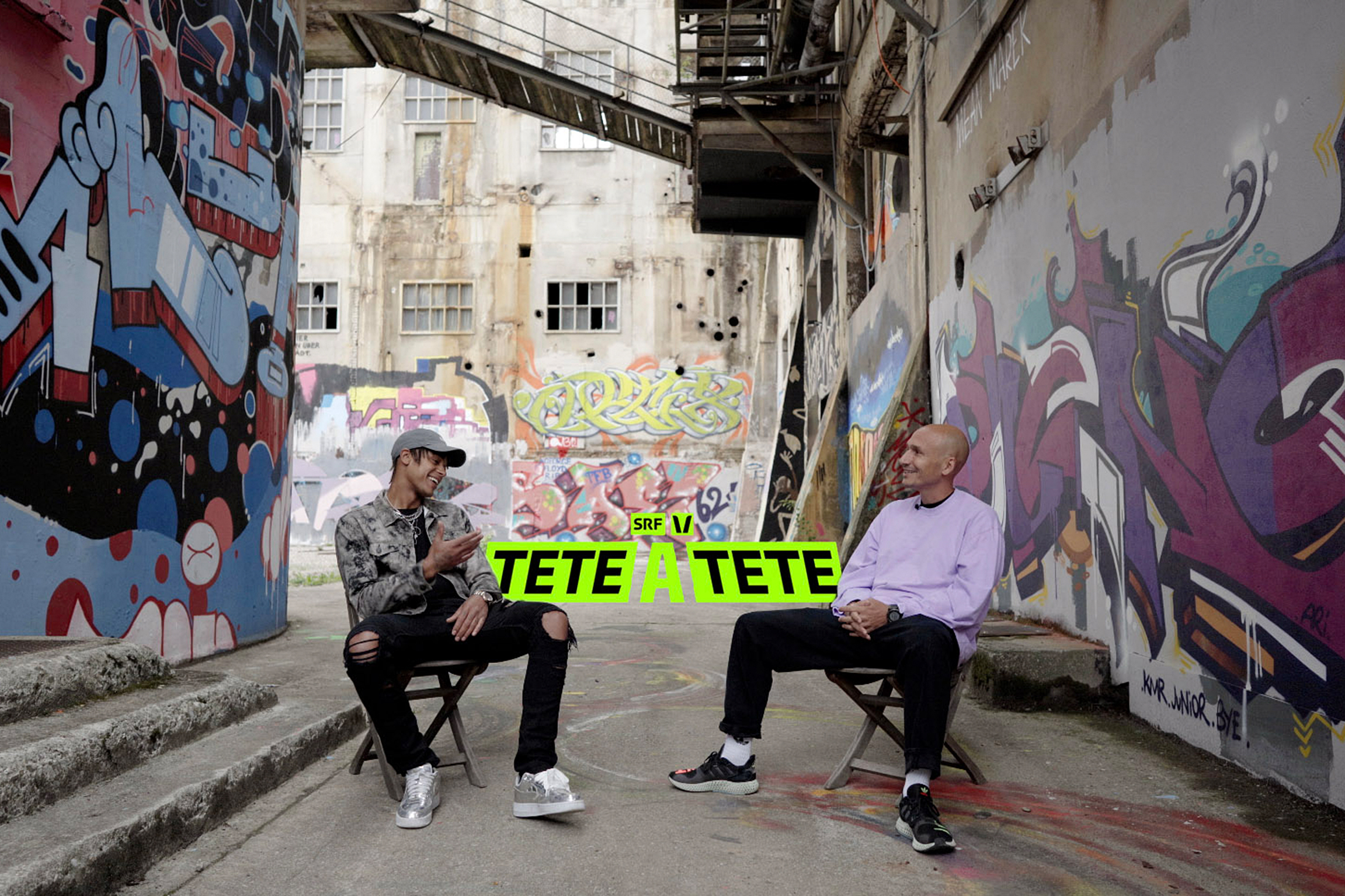 Tete A Tete Das neue Interviewformat mit Lukie Wyniger bei SRF Virus Keyvisual mit Lukie Wyniger (r.) und Rapper Pronto (l.)
