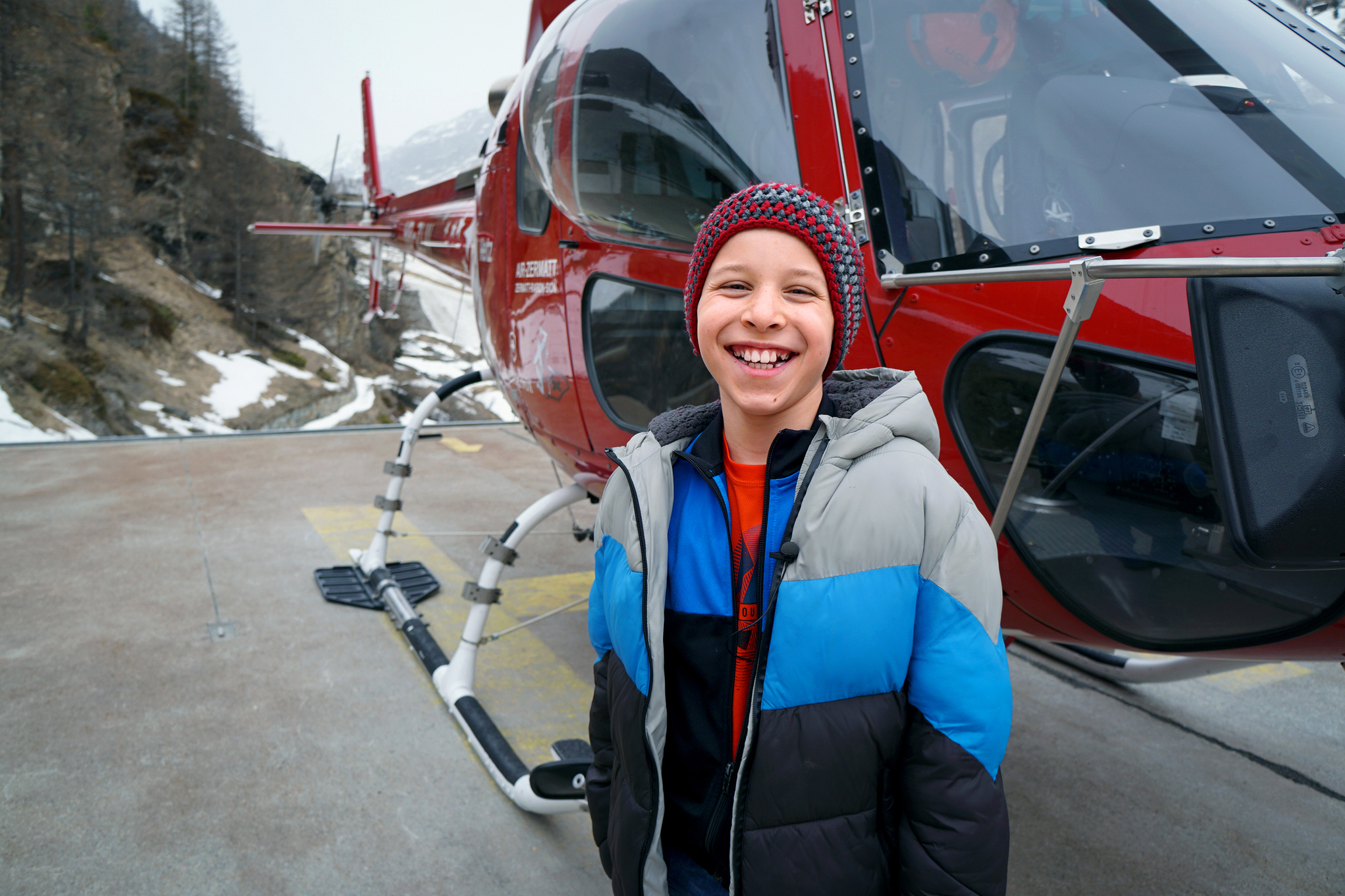 Anna erfüllt Wünsche Thierrys (Bild) Traum wird wahr, der 11-Jährige aus Dintikon (AG) ist grosser Helikopter-Fan. In die Luft begleitet wird er von seiner grossen Schwester Evelyne und natürlich Anna Zöllig