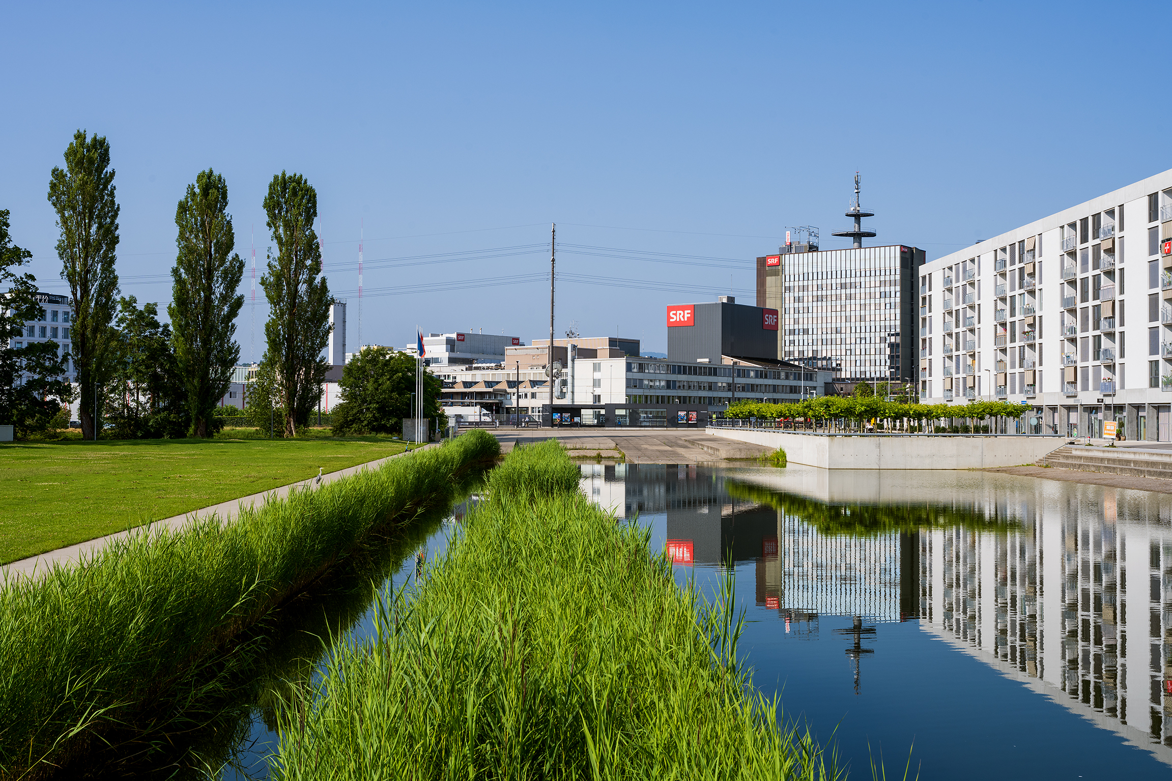 Studio Leutschenbach Blick vom Glattpark zum SRF 2021