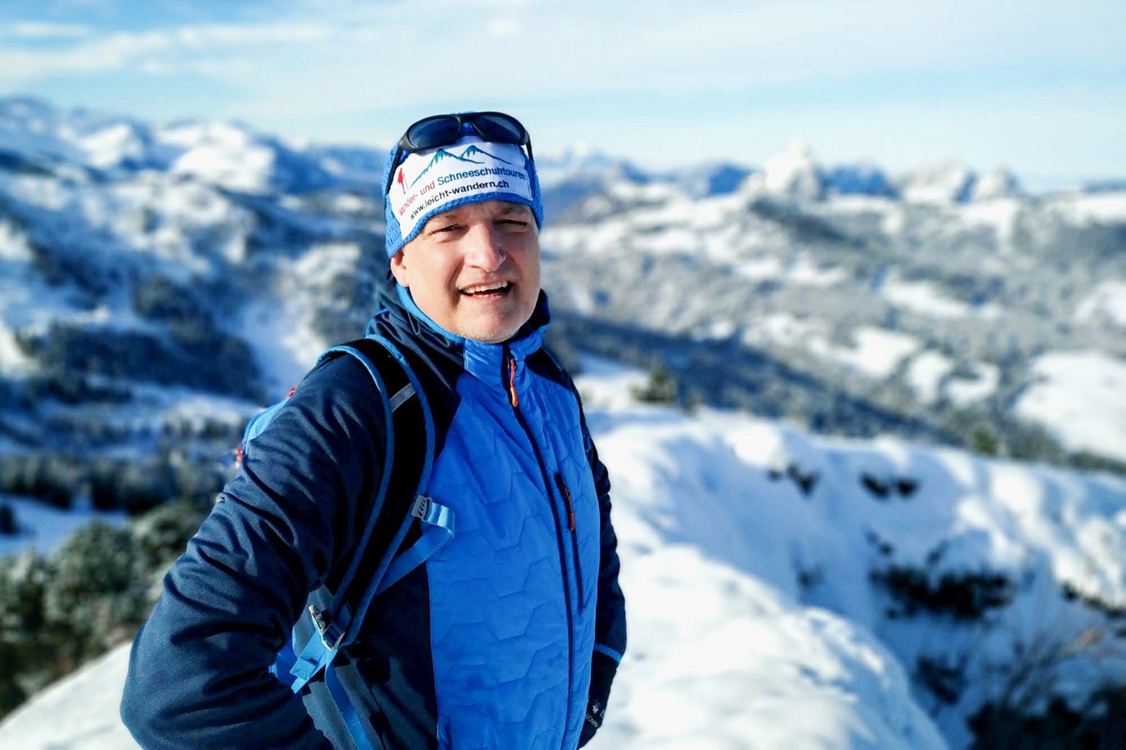 Treffpunkt Radio SRF 1 Eisige Ausflugsziele mit dem Outdoor-Reporter SRF 1 Outdoor-Reporter Marcel Hähni in der eisigen Bergwelt. 2022