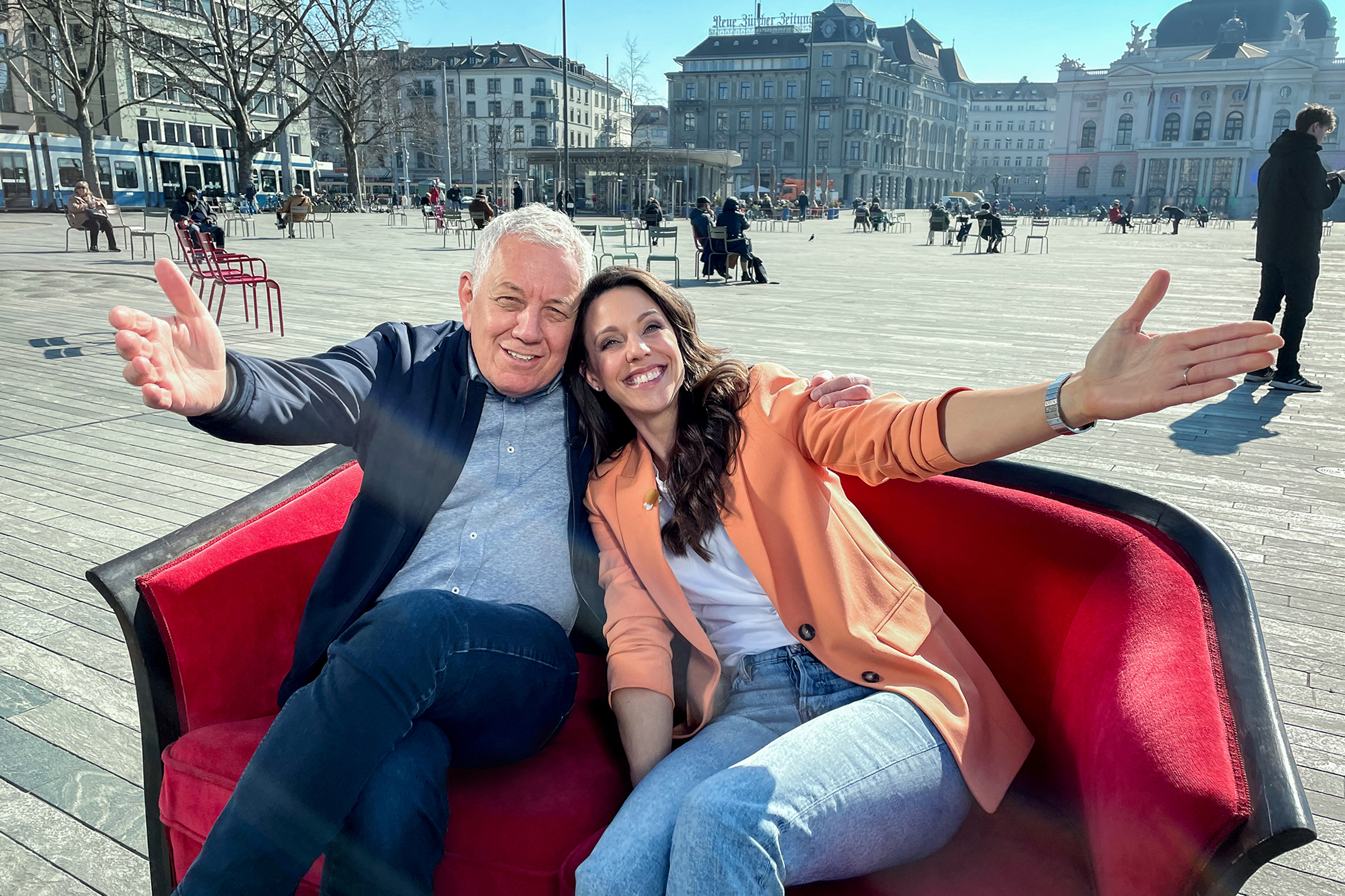 Danke Happy Day Moderator Röbi Koller und Moderatorin Kiki Maeder 2022