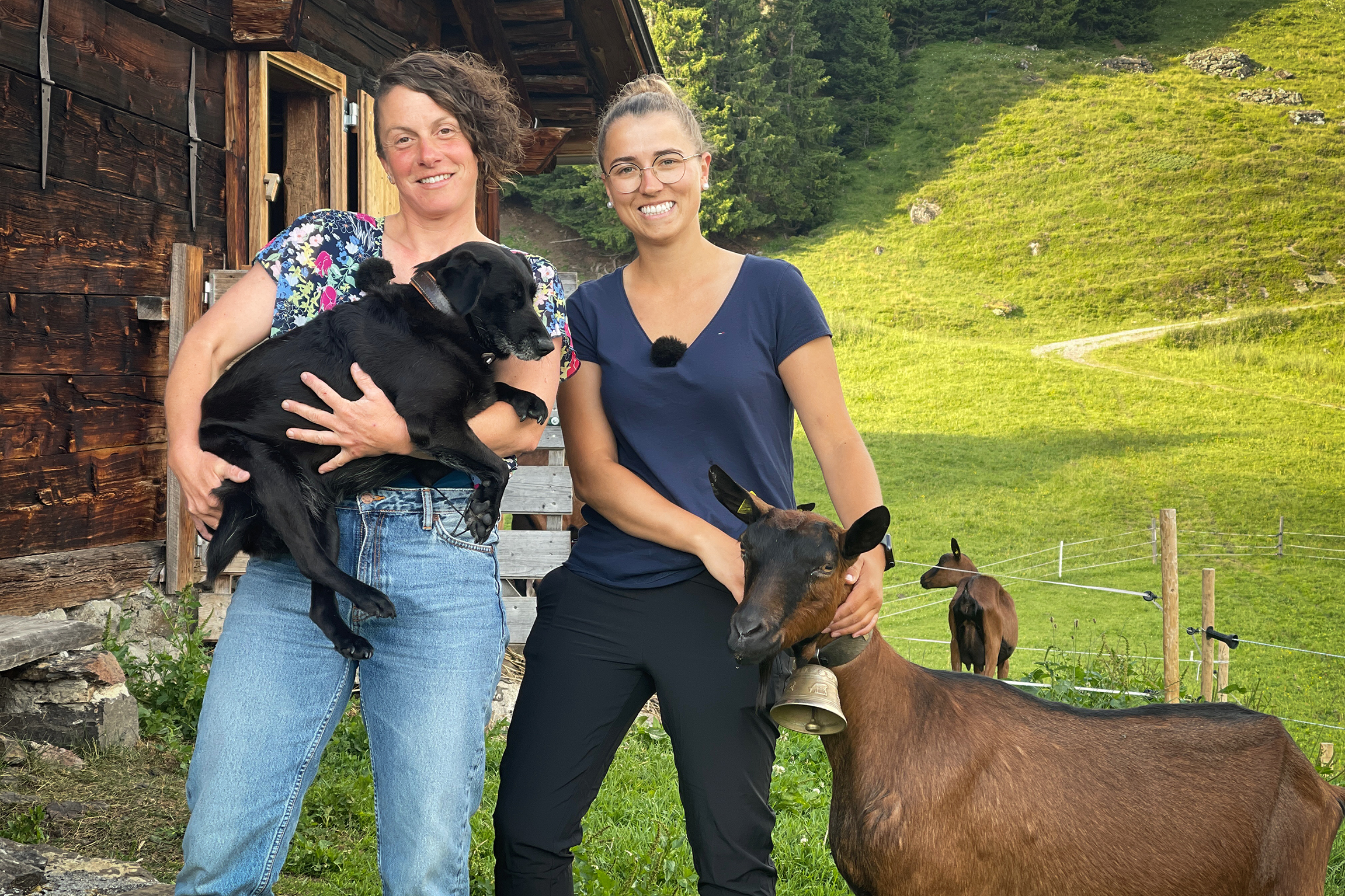 SRF bi de Lüt – Z'Alp Staffel 3 Martina Haller und Viki Würtinger auf der Alp Steessiboden BE (Grindelwald) 2022