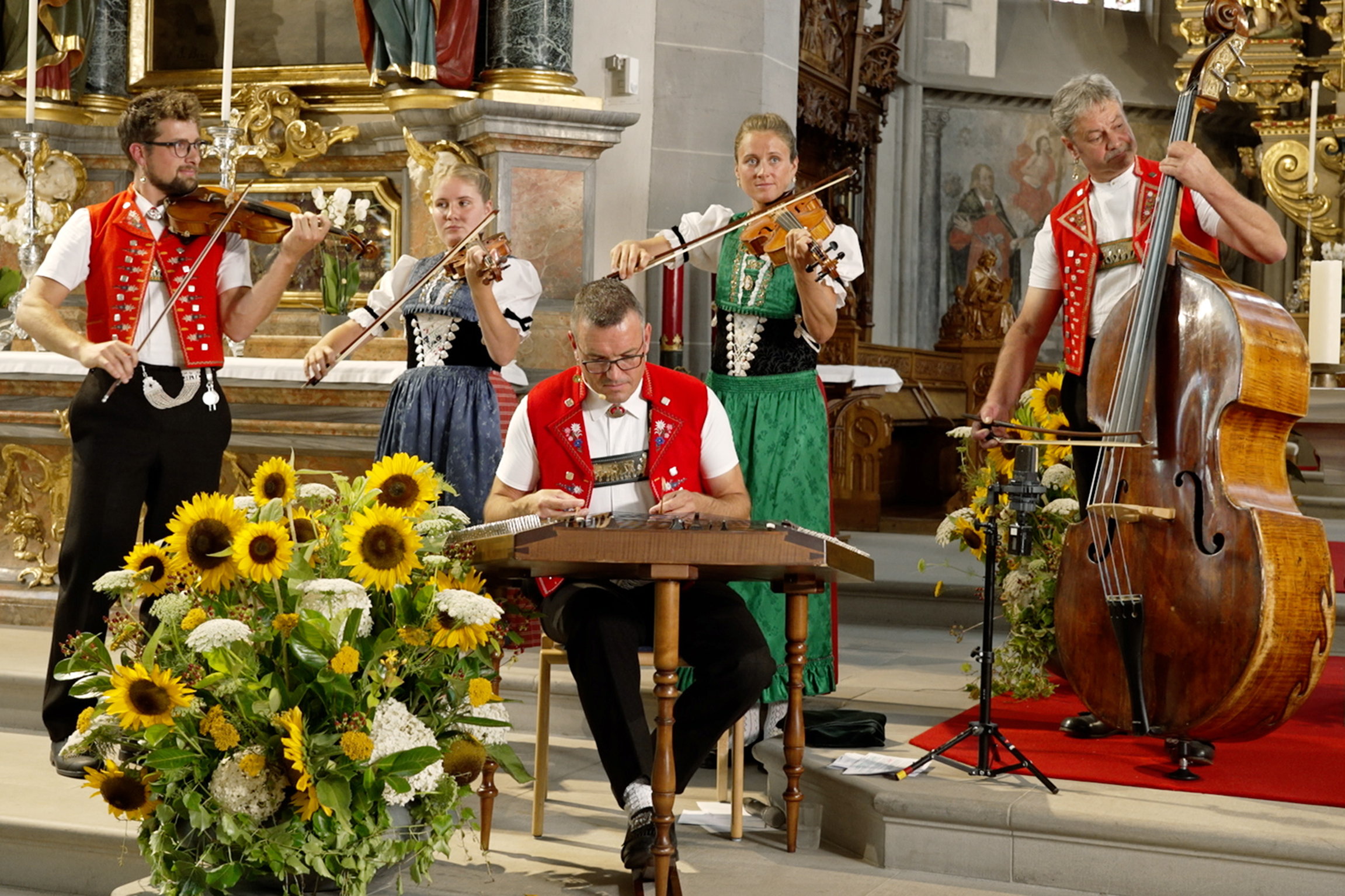 Potzmusig – Unterwegsam Appenzeller Ländlerfest Streichmusik Neff