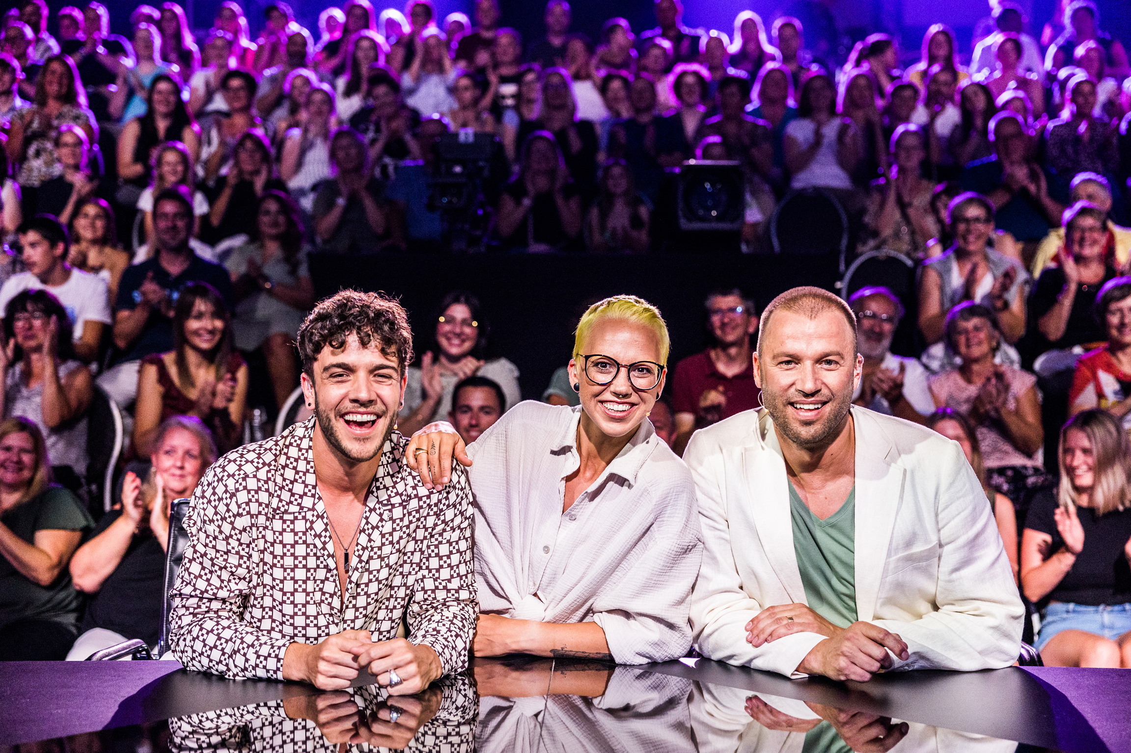 Stadt Land Talent Sendung aus dem Le Théâtre EmmenDie Scouts: Luca Hänni, Stefanie Heinzmann und Jonny FischerCopyright: SRF/Mirco Rederlechner