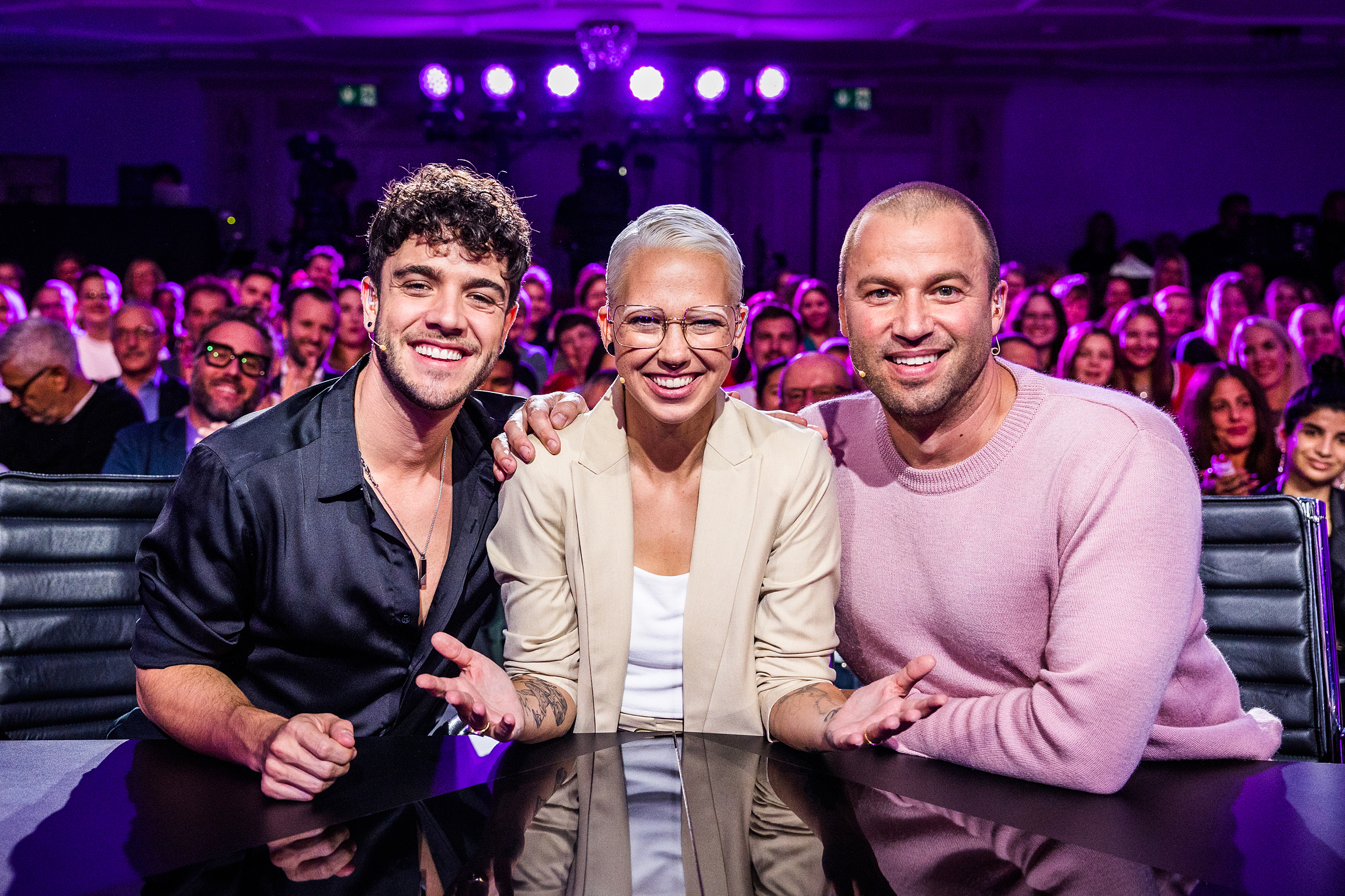 Stadt Land Talent Sendung aus dem Stadttheater LangenthalDie Scouts: Luca Hänni, Stefanie Heinzmann und Jonny FischerCopyright: SRF/Mirco Rederlechner