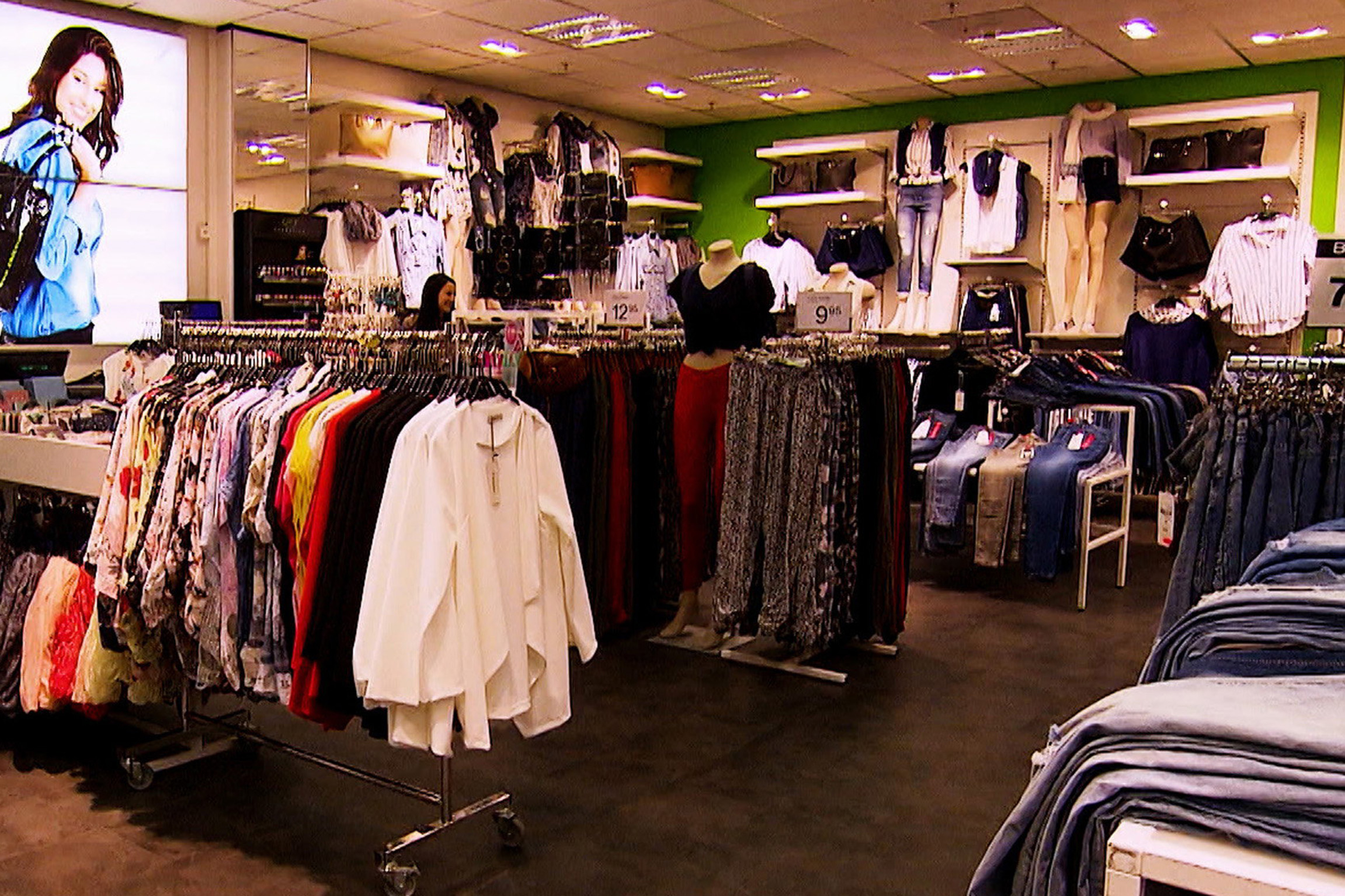 EinsteinWege weg von Fast FashionBilligmodeCopyright: SRF