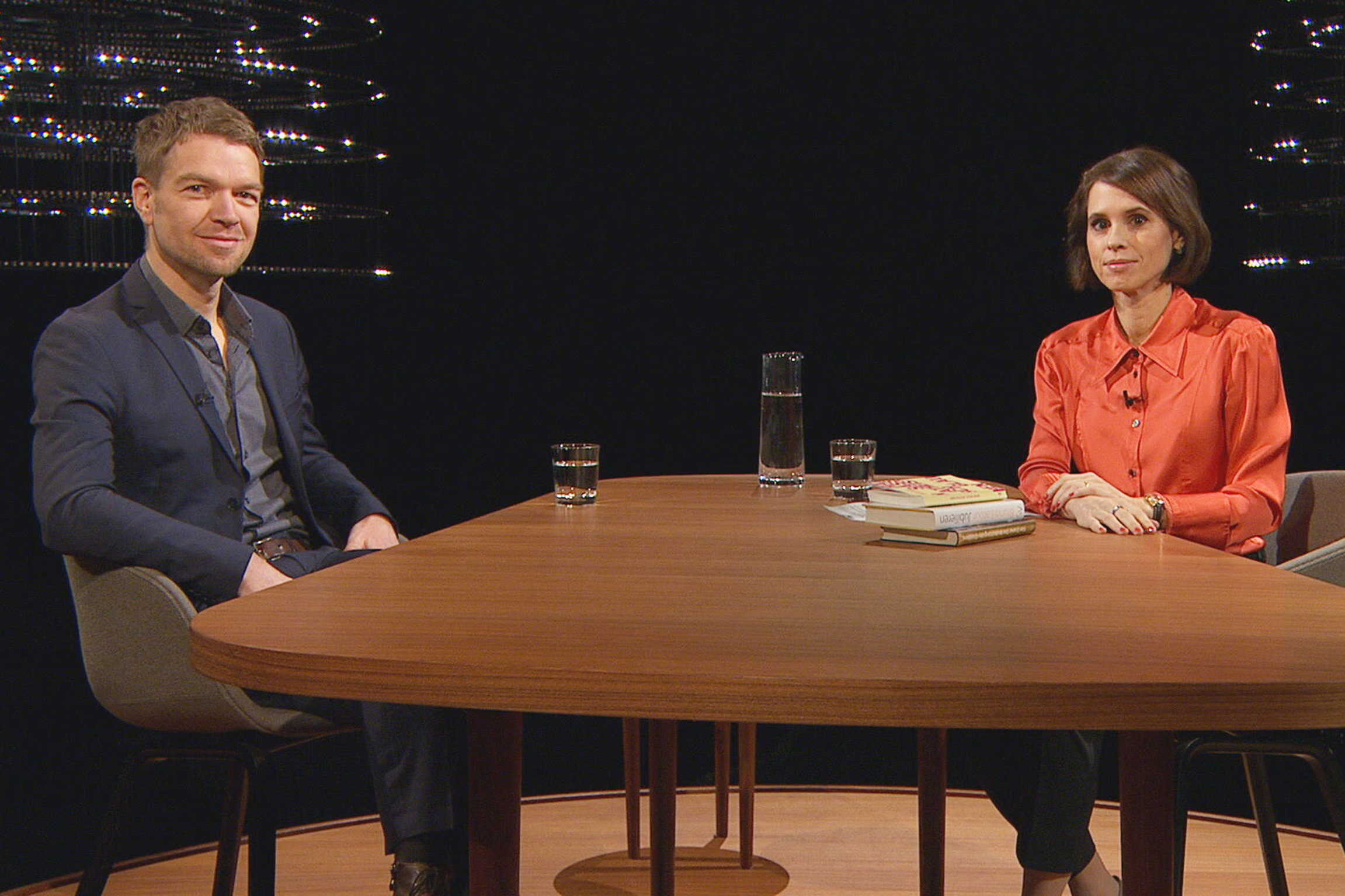 Sternstunde Philosophie Atheistisch glauben – Ein Widerspruch? Hartmut von Sass und Moderatorin Barbara Bleisch