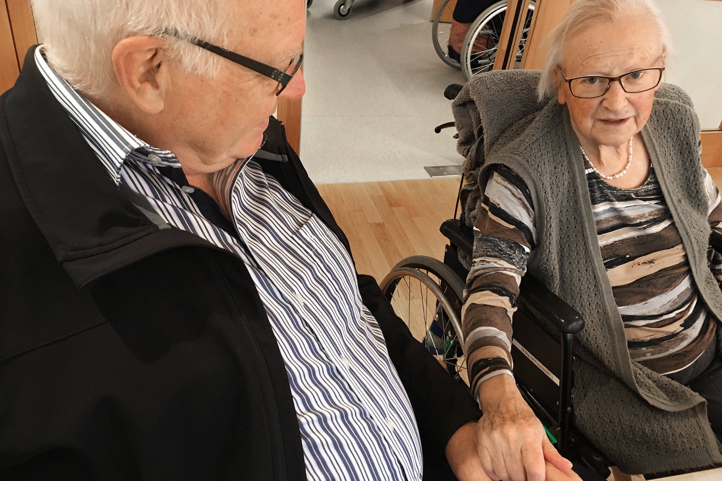 PulsDemenz: Angehörige am Limit – Wann ist das Heim die Lösung?Hans und Silvia HunzikerCopyright: SRF