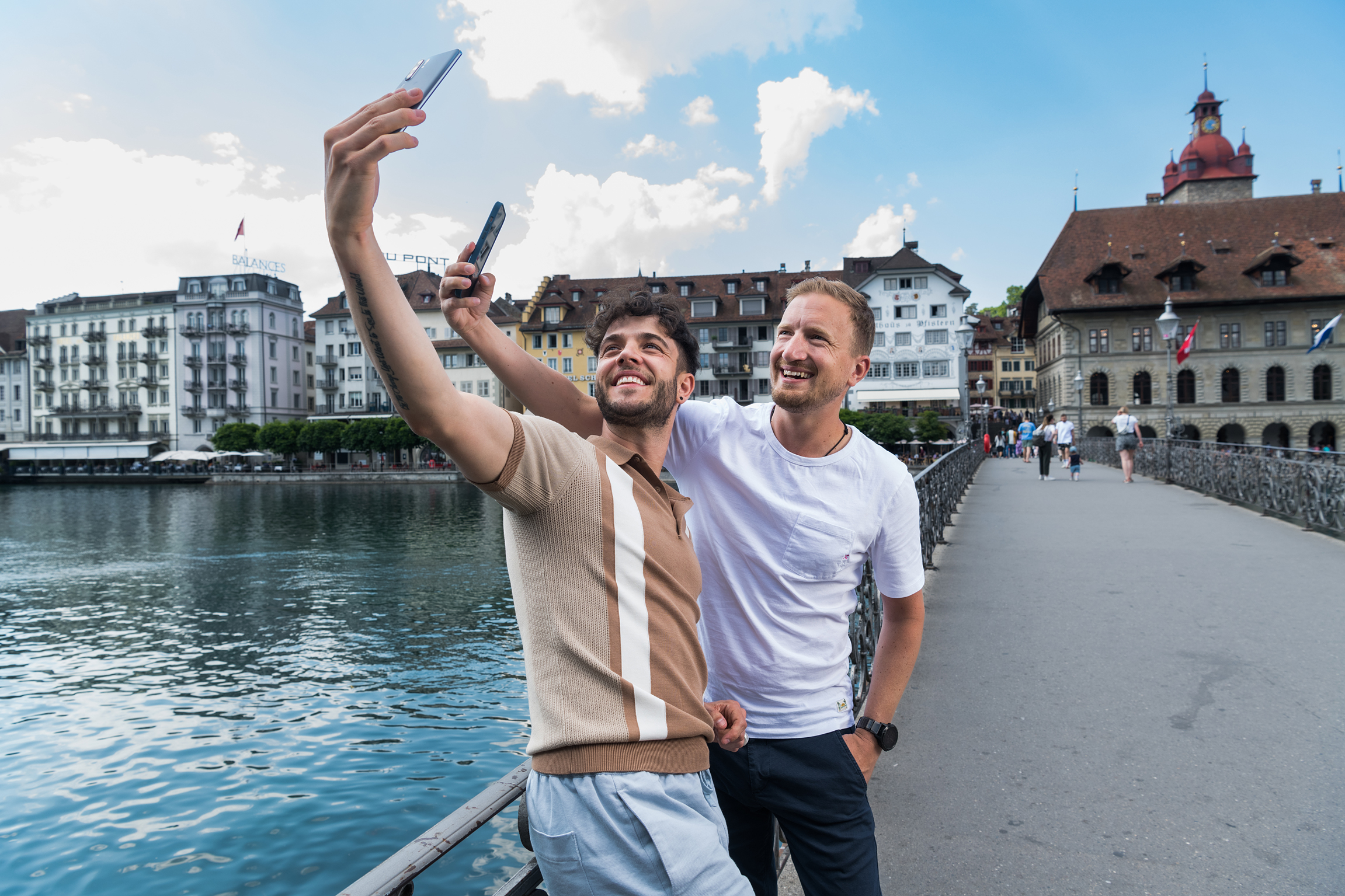 Donnschtig-JassSelfie-Challenge in LuzernLuca Hänni und Stefan Büsser2023Copyright: SRF/Marion Nitsch