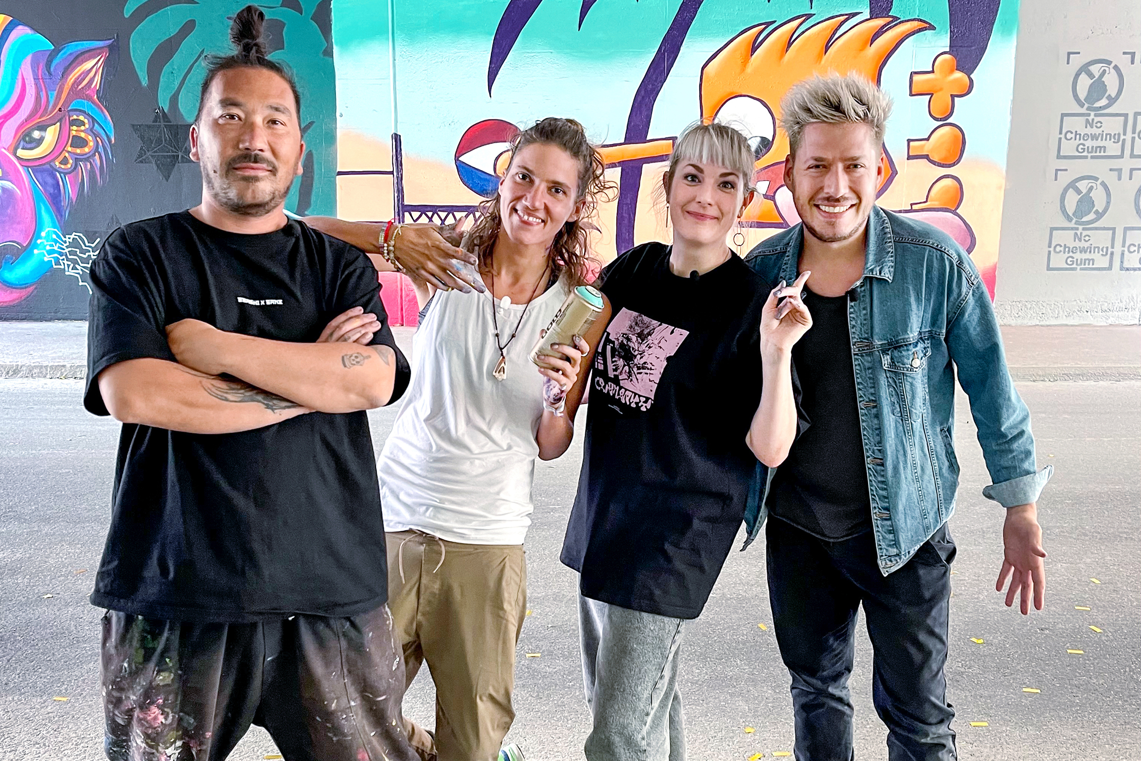 G&G-Sommerserie – Die goldene SpraydoseFabian Bane Florin (Murial-Artisten) und die drei WettbewerbsteilnehmerInnen Tamy Glauser, Tina Nägeli, Joël von Mutzenbecher2023Copyright: SRF