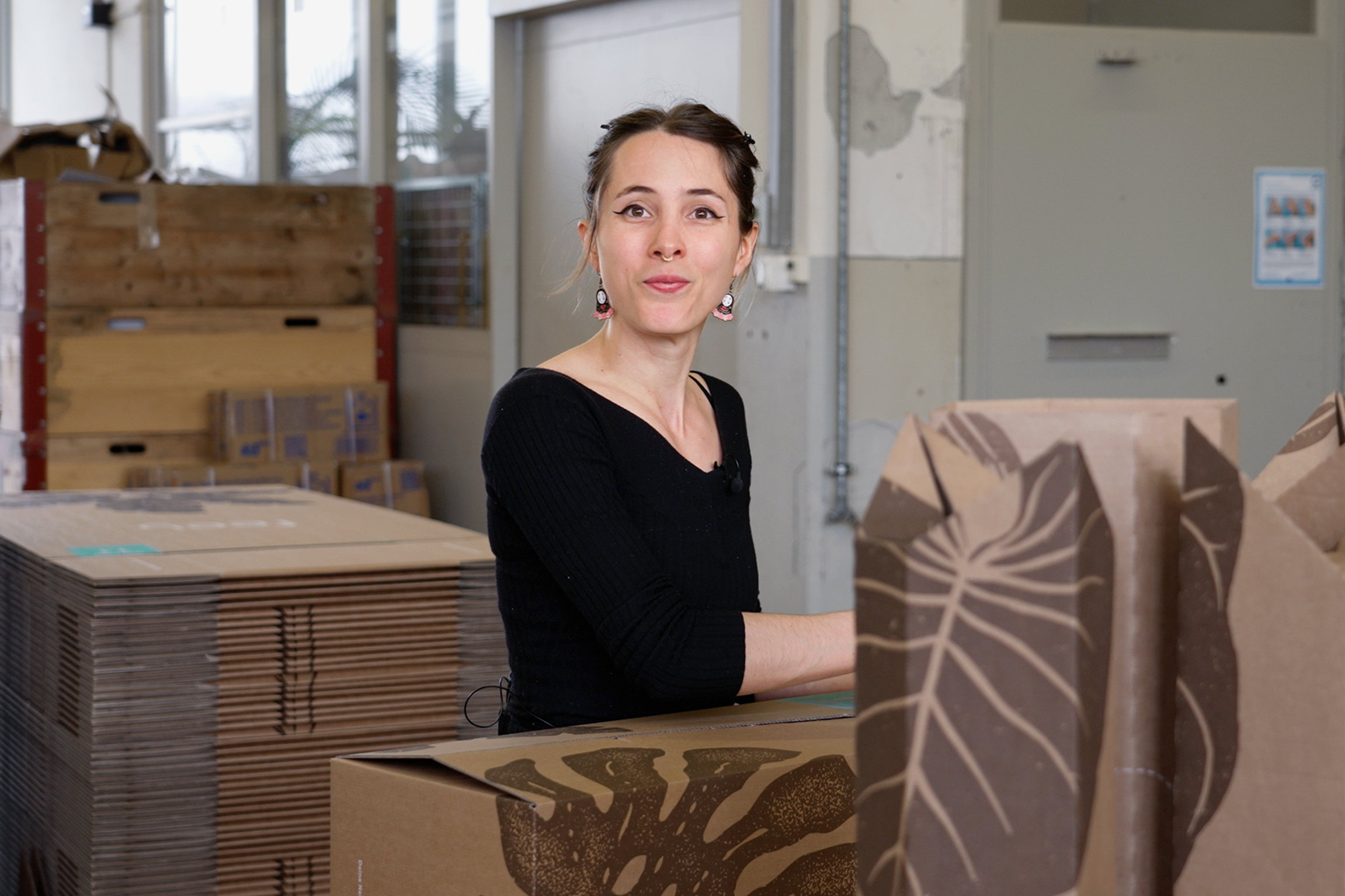 rec. ReportageWork-Life-Dilemma – Spagat zwischen Karriere und LebensqualitätVanessa Solinger in der Abpackstation von FeeyCopyright: SRF