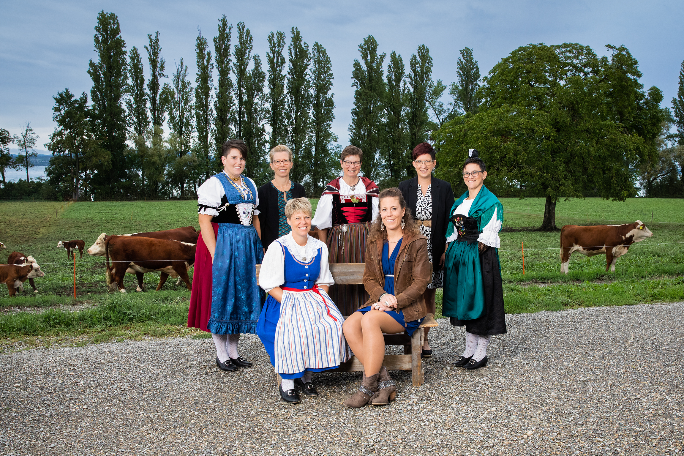 SRF bi de Lüt – LandfrauenkücheStaffel 17Gruppenbild der Landfrauen:(hinten, v.l.)  Aurelia Nauer, Johanna Goillod, Agnes Hügli, Conny Berger, Larissa Jegen(vorne, v.l.) Rahel Baumann, Fränzi Mori2023Copyright: SRF/Ueli Christoffel