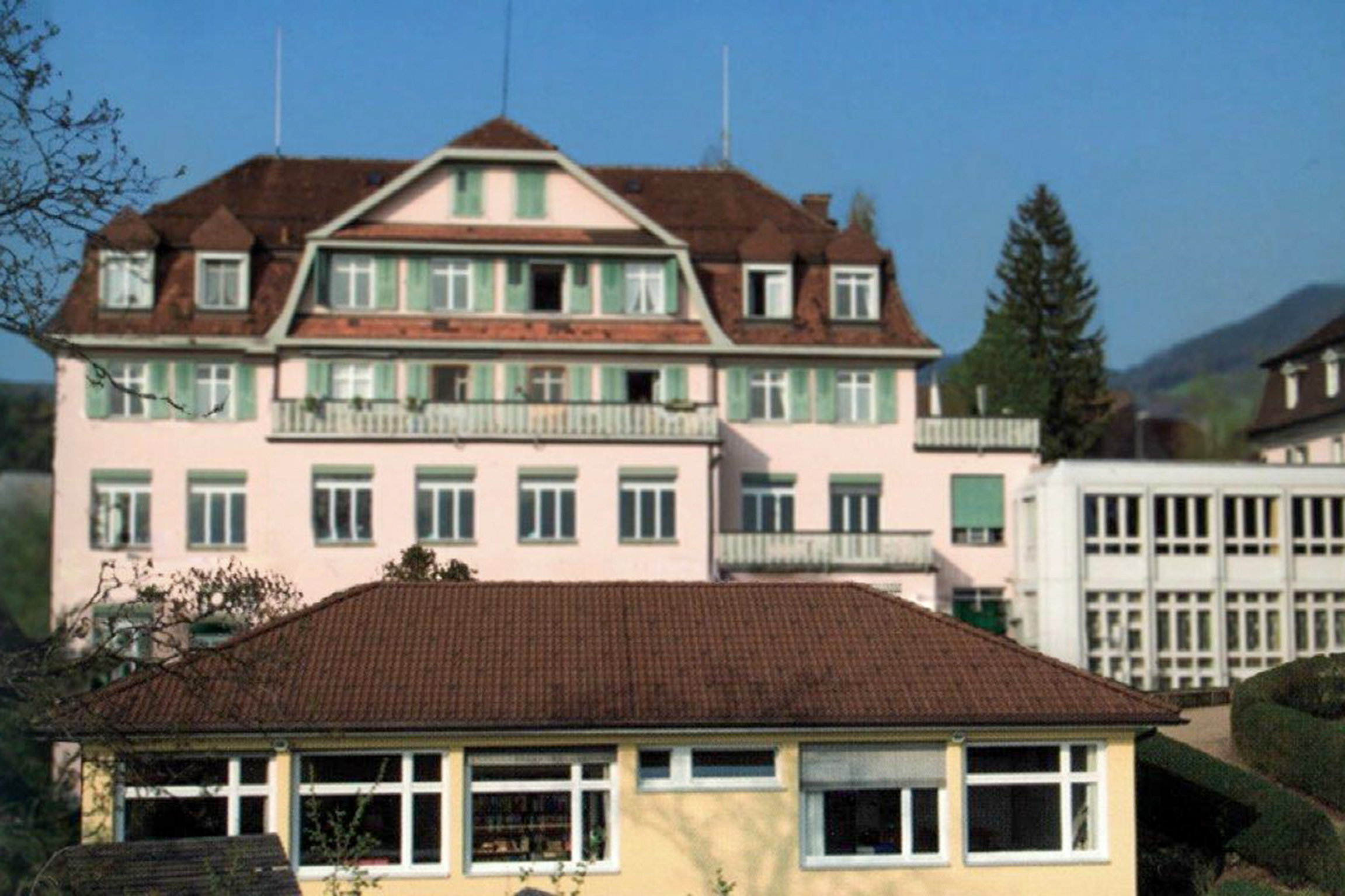 SRF DOKDie evangelikale Welt der Läderachs – Züchtigung im Namen Gottes«Domino Servite» Schule KaltbrunnCopyright: SRF