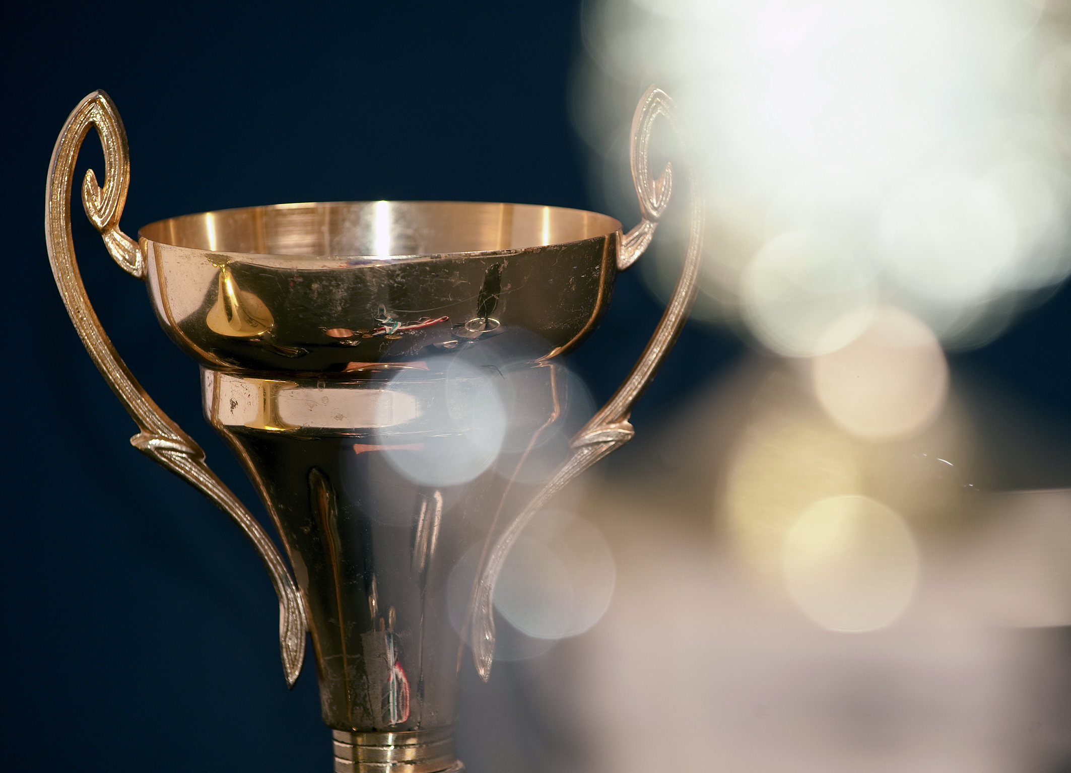 «SRF Timelines» gewinnt Silver Award an Best of Swiss Web Award Symbolbild für Preise und Auszeichnungen, Pokal