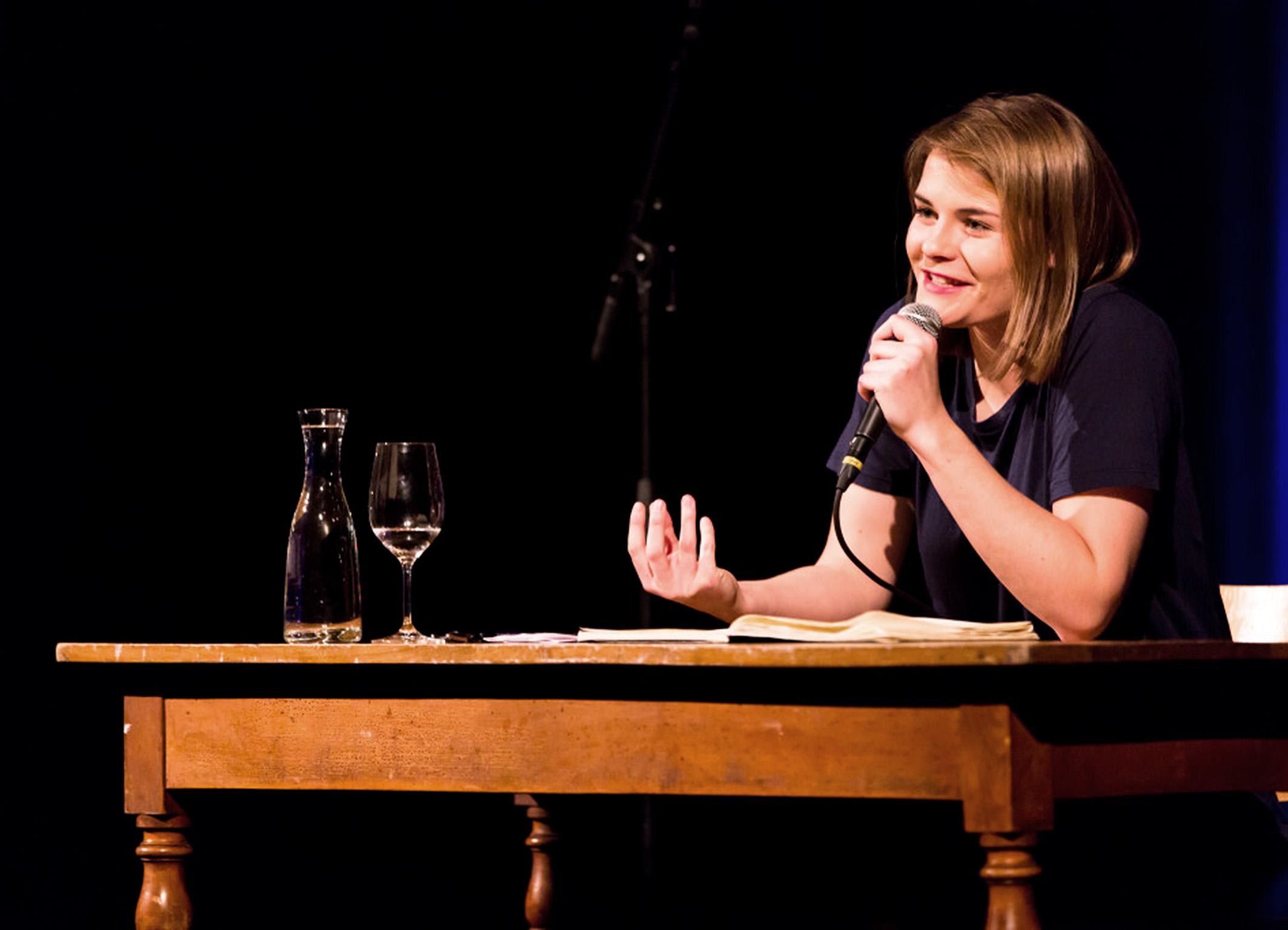 Hazel_Brugger_Presse-Live-5-1024x683_MircoRederlechner.jpg