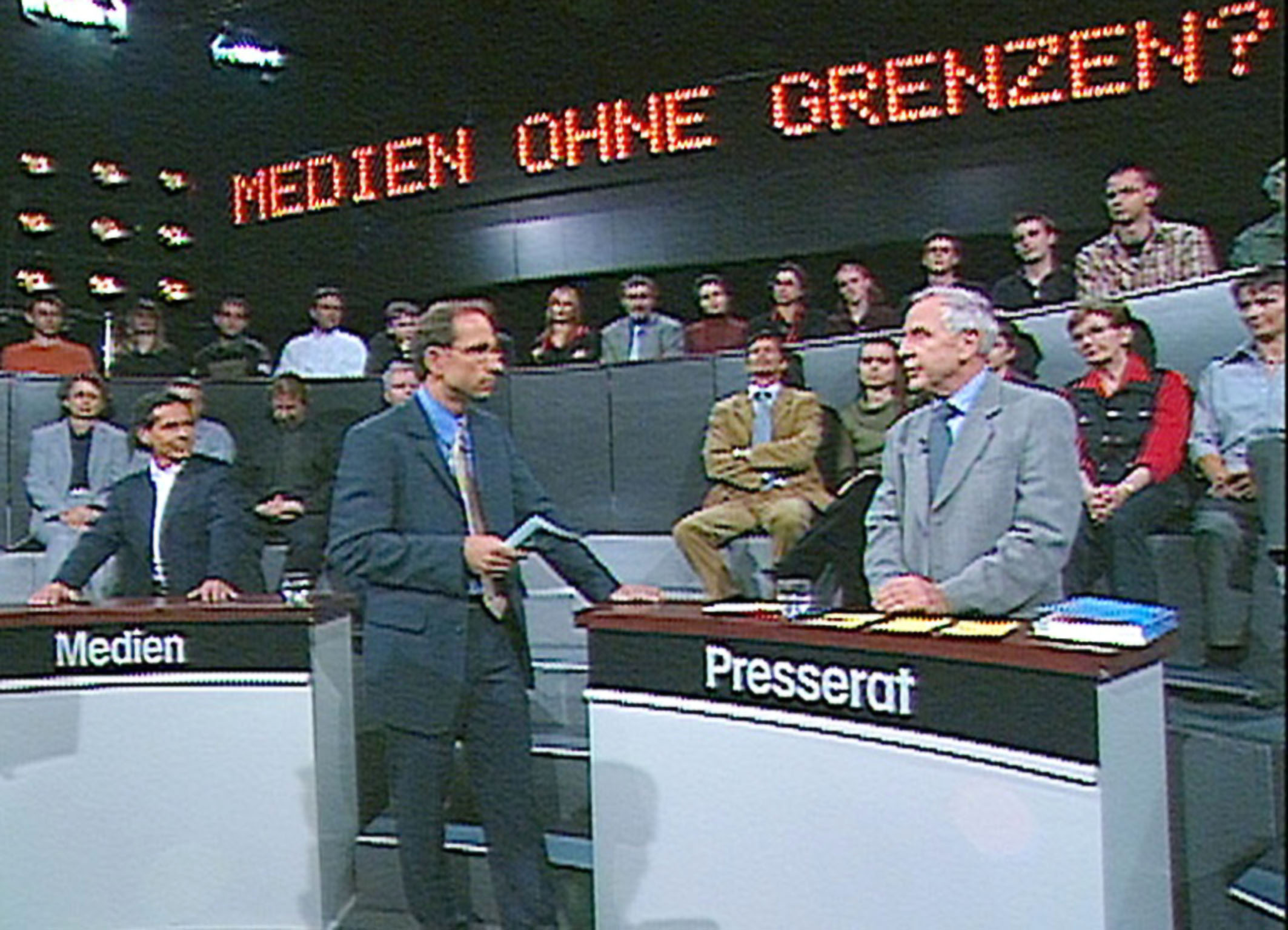 arena2_35.jpg
