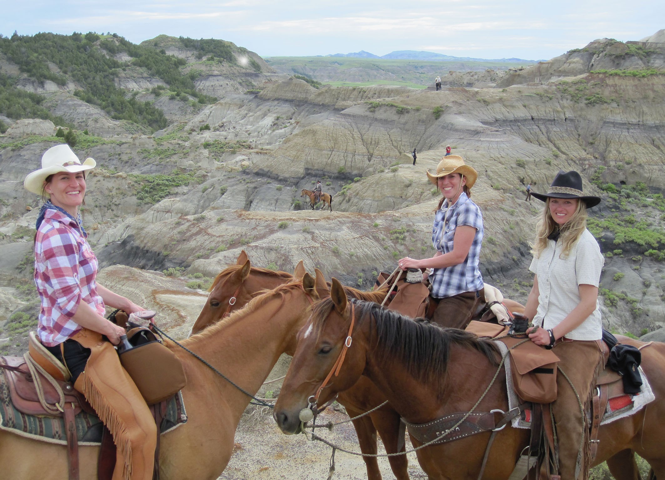 cowgirls.jpg