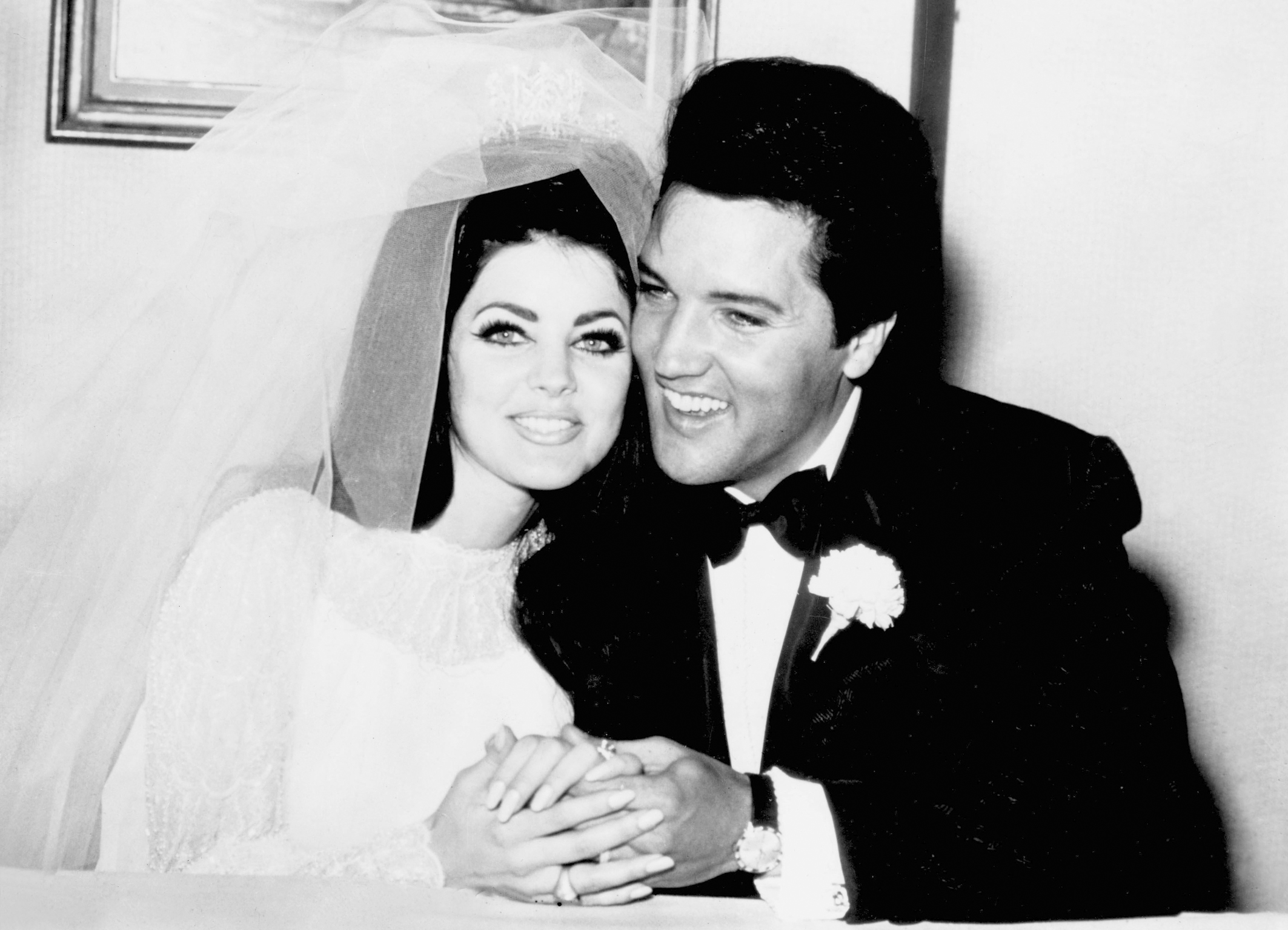 elvis_und_priscilla1.jpg