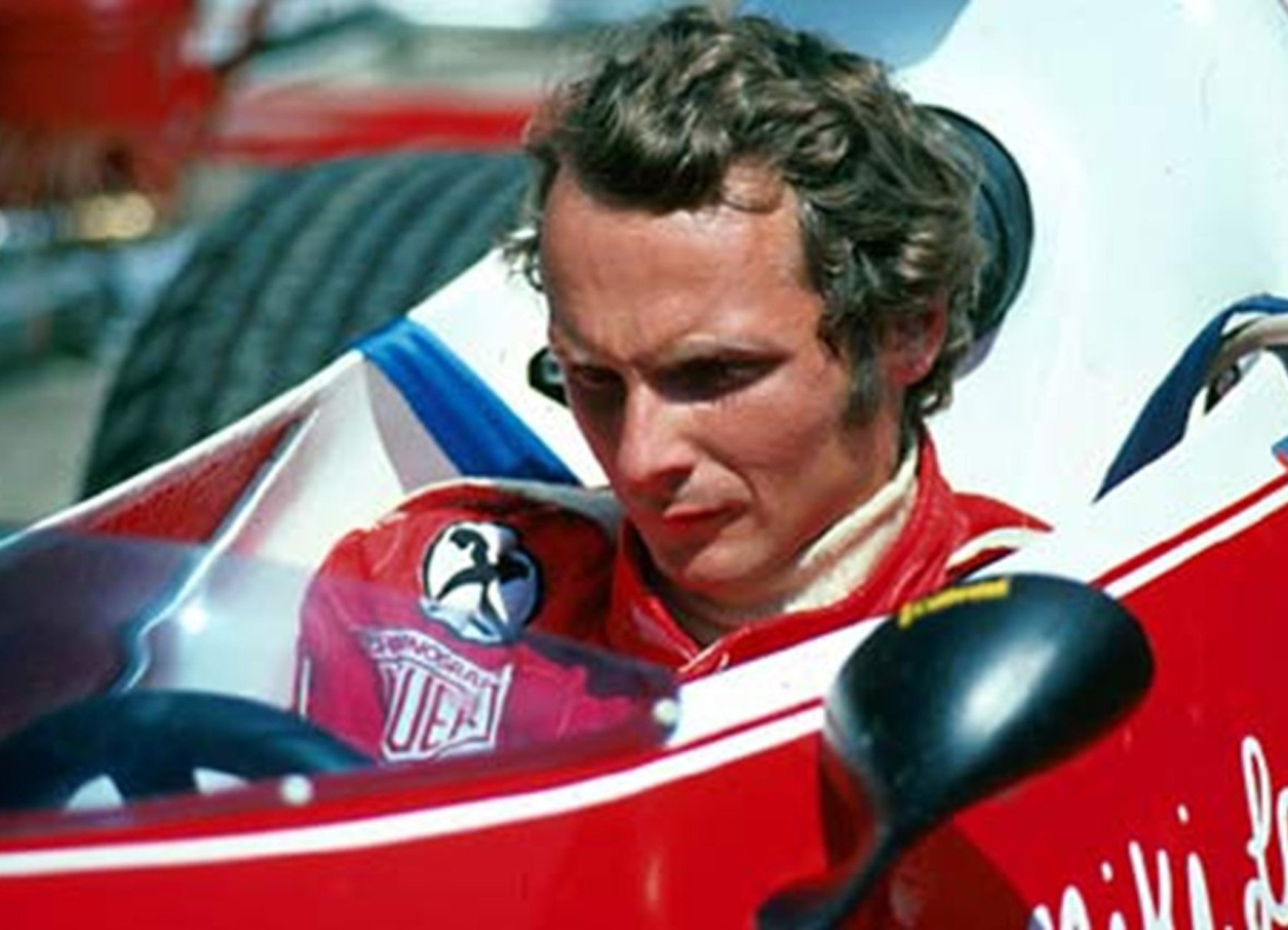 Niki Lauda - Chronologie eines Unfalls Niki Lauda in seinem Ferrari in seinen erfolgreichen Zeiten
