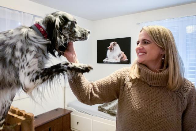 Hin und weg - Staffel 3 (2020)SchwedenDie zweite grosse Liebe von Florence Wibring Stern: Hunde. Mit acht von ihnen lebt sie zur Zeit in Derendingen bei Solothurn.Copyright: SRF