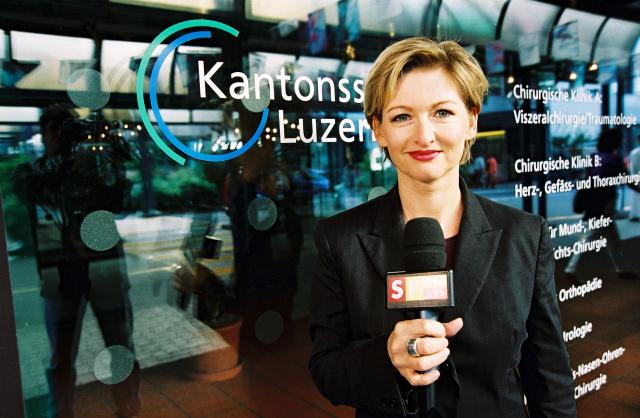 Puls Daniela Biedermann moderiert die Pulsnacht live aus dem Kantonsspital Luzern