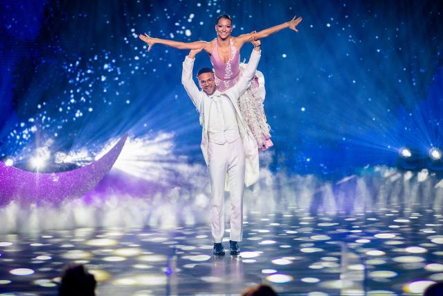 Darf ich bitten? - Stars tanzen durch die Zeit Halbfinale Sendung vom 10.10.2020 Jesse und sein Tanzcoach Flavia Landolfi