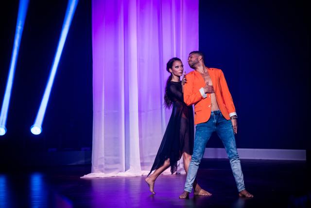 Darf ich bitten? - Stars tanzen durch die Zeit Finalsendung vom 17.10.2020 Jesse und sein Tanzcoach Flavia Landolfi 