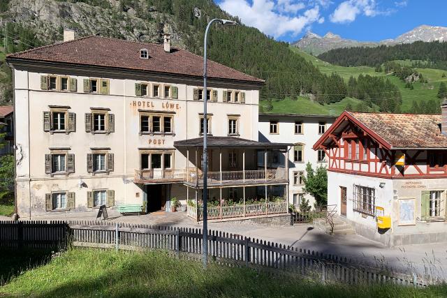 SRF bi de Lüt – Unser Dorf: Mulegns Das Post Hotel Löwen in Mulegns 2021