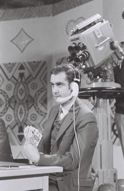 Hoi Hoi Telboy Stöck-Wys-Stich Moderator Kurt Felix, 1968 