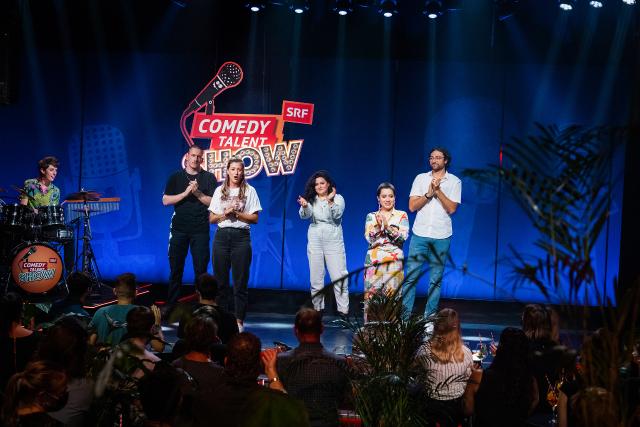 Comedy Talent Show Staffel 2021 Folge 1Jane Mumford, Mateo Gudenrath, Lisa Christ, Rebekka Lindauer, Caro Knaack, Sven Ivanic