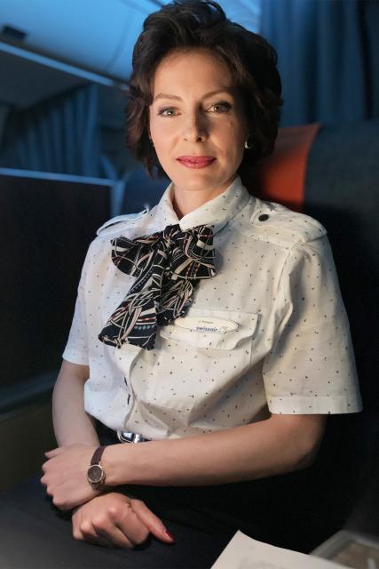 Es geschah am - Swissair 111 - Absturz über Halifax. Jeanne Devos als Jeannine Pompili Jeannine Pompili arbeitete auf dem Unglücksflug als Flight Attendant. 2021