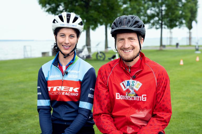 Donnschtig-Jass Fun-Bike-Rennen mit Jolanda Neff und Stefan Büsser in Thal SG